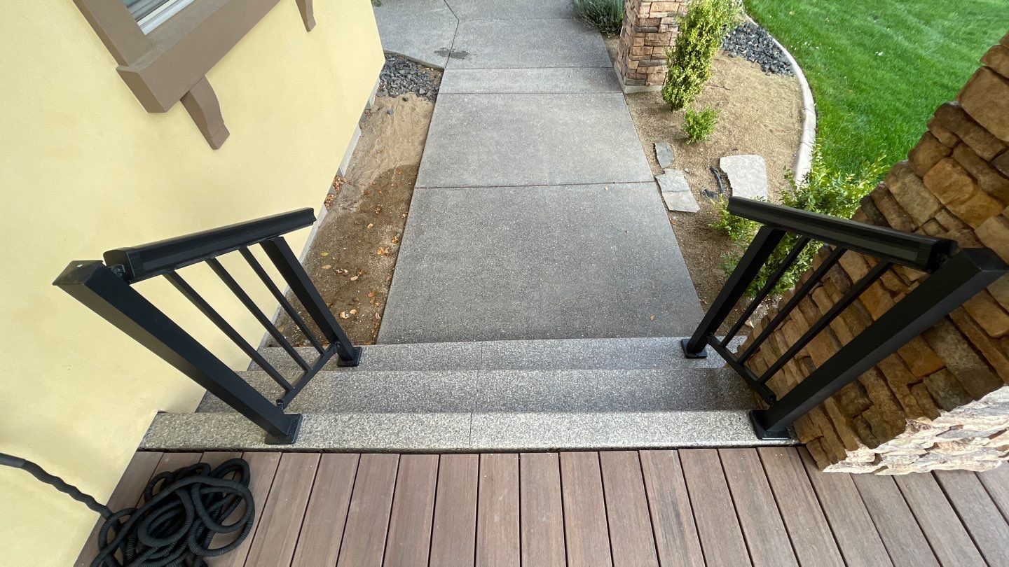 Driveway using Trail Mix 1/8" Chip by Croc Coatings, LLC