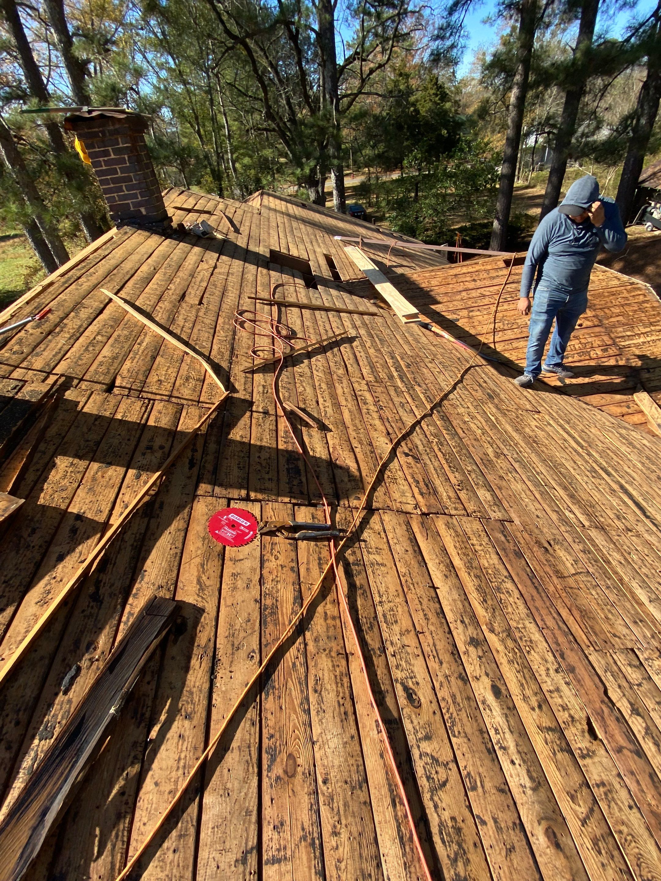 Residential Shingle Reroof using CertainTeed XT25: Resawn Shake by Hostetler Roofing