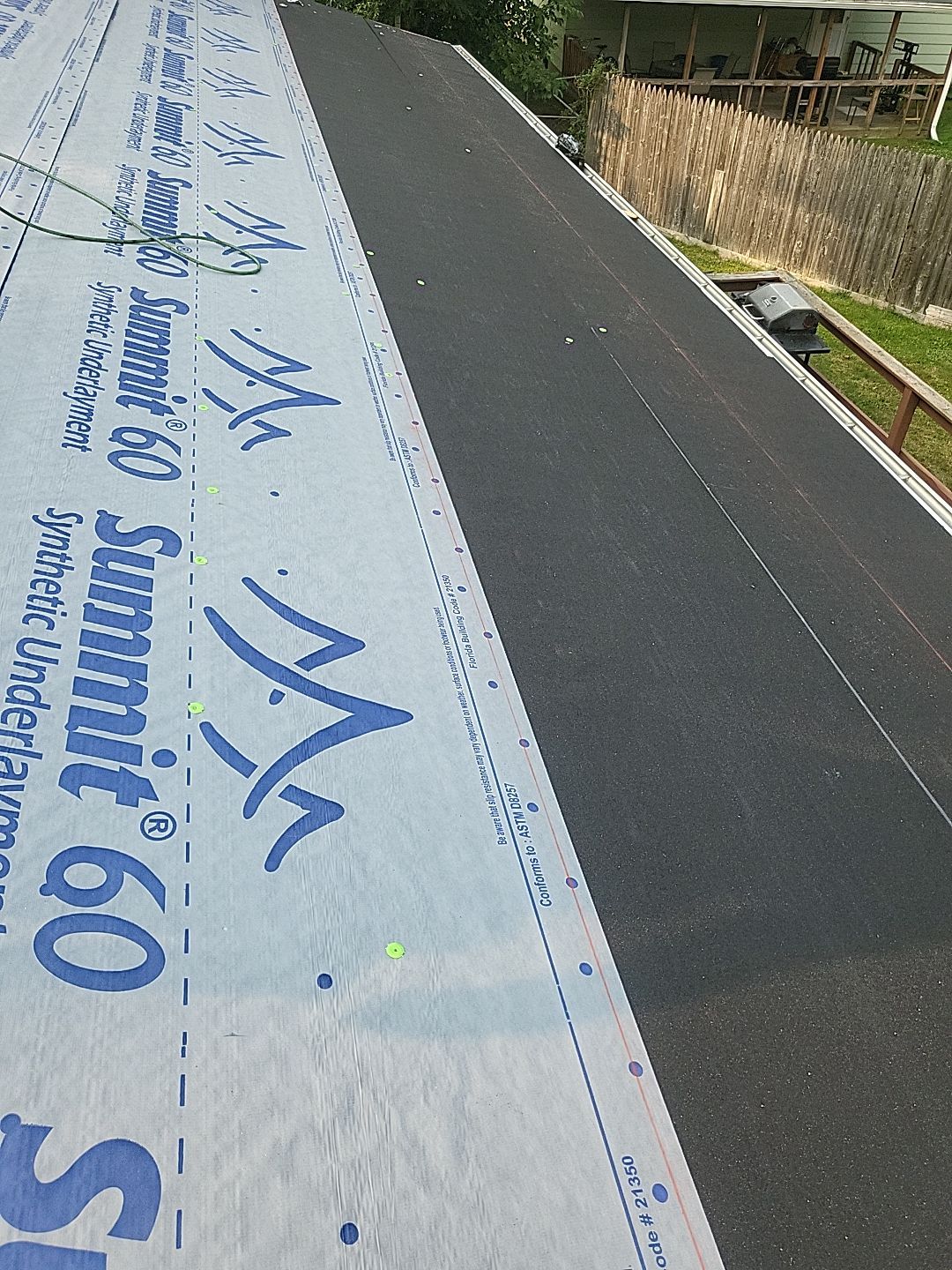 ATLAS PINNACLE COLOR: WEATHERED WOOD by Eagle Eye Roofing