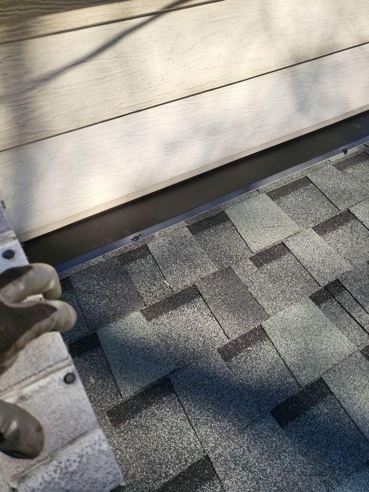 ATLAS PINNACLE PRISTINE COLOR: HEARTHSTONE DRIP EDGE: BLACK by Eagle Eye Roofing