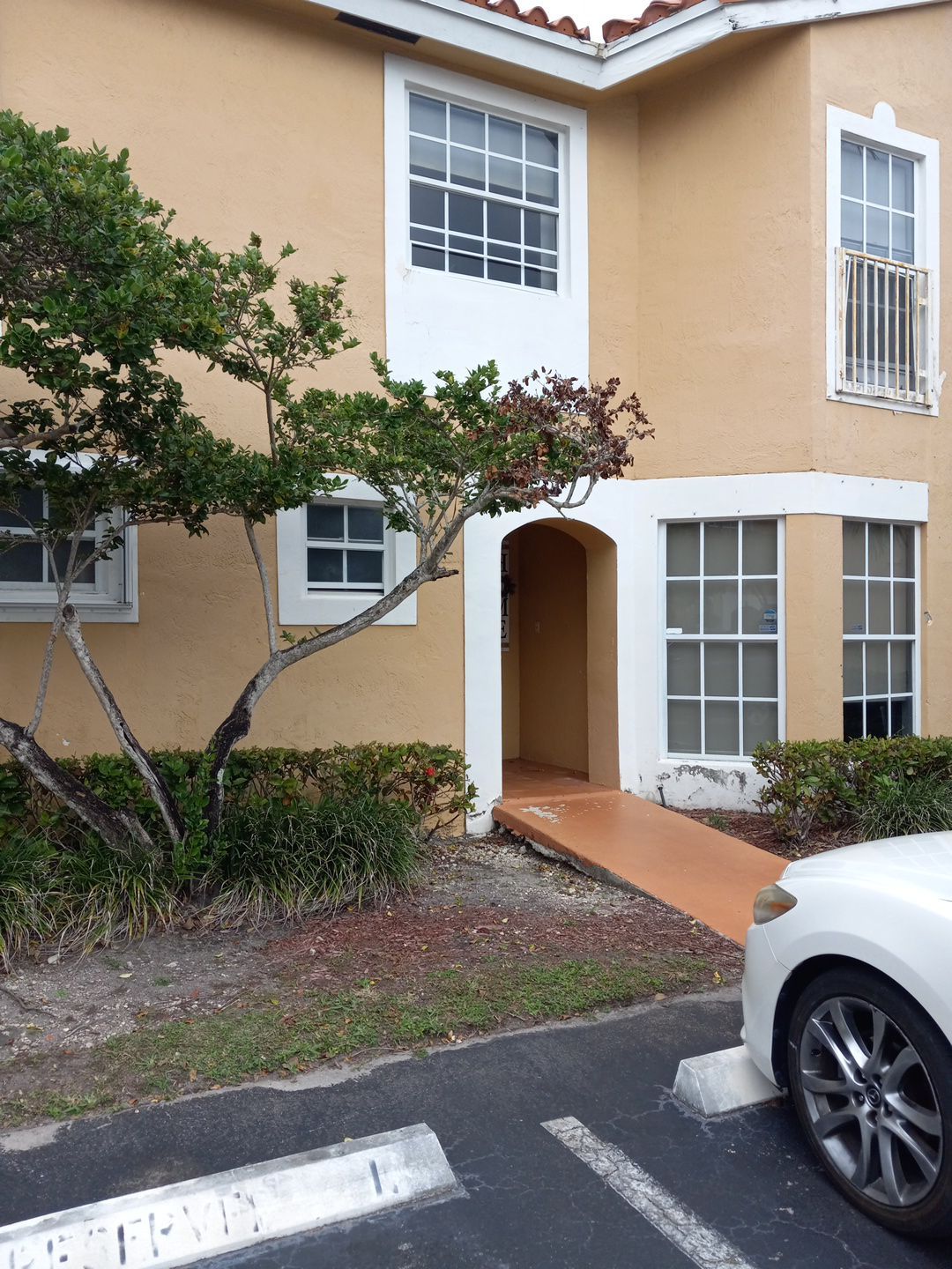 SIENNA VILLAS CONDO - BLDG 14255 by Souffront Construction & Engineering