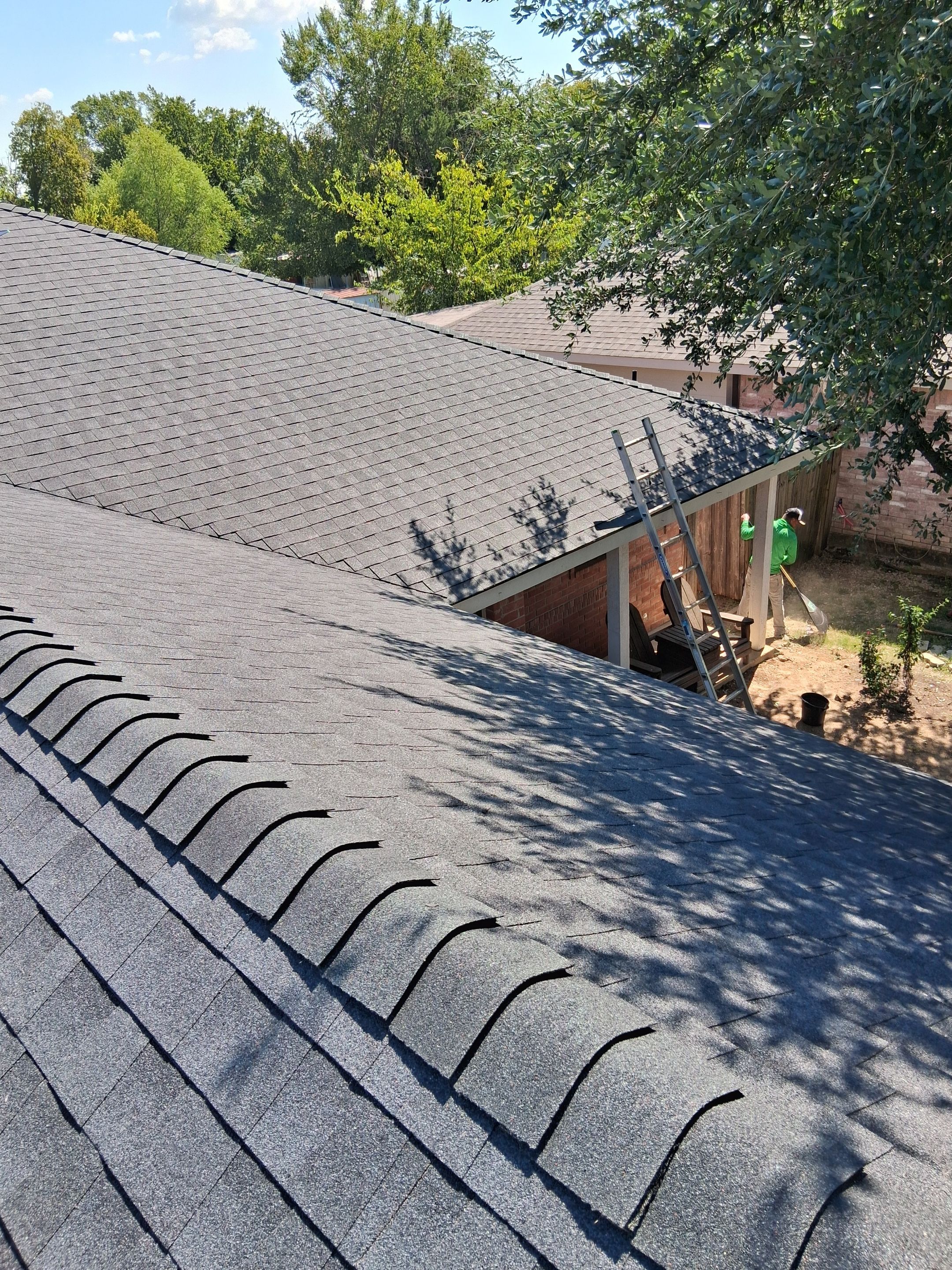 GAF Natural Shadow Charcoal  by Top Sun Roofing