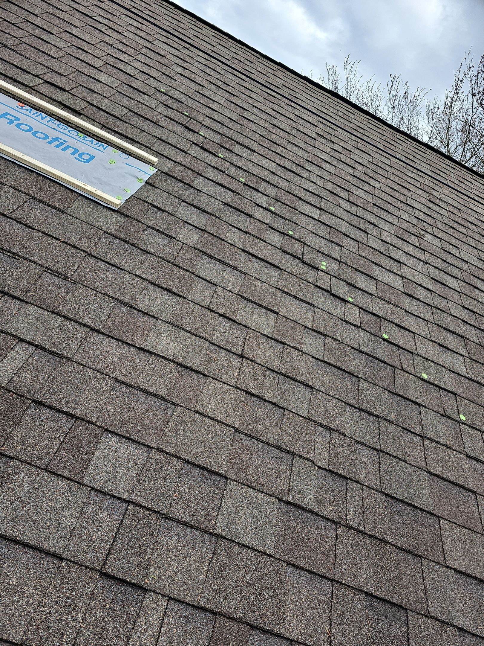 ATLAS PINNACLE COLOR: WEATHERED SHADOW by Eagle Eye Roofing