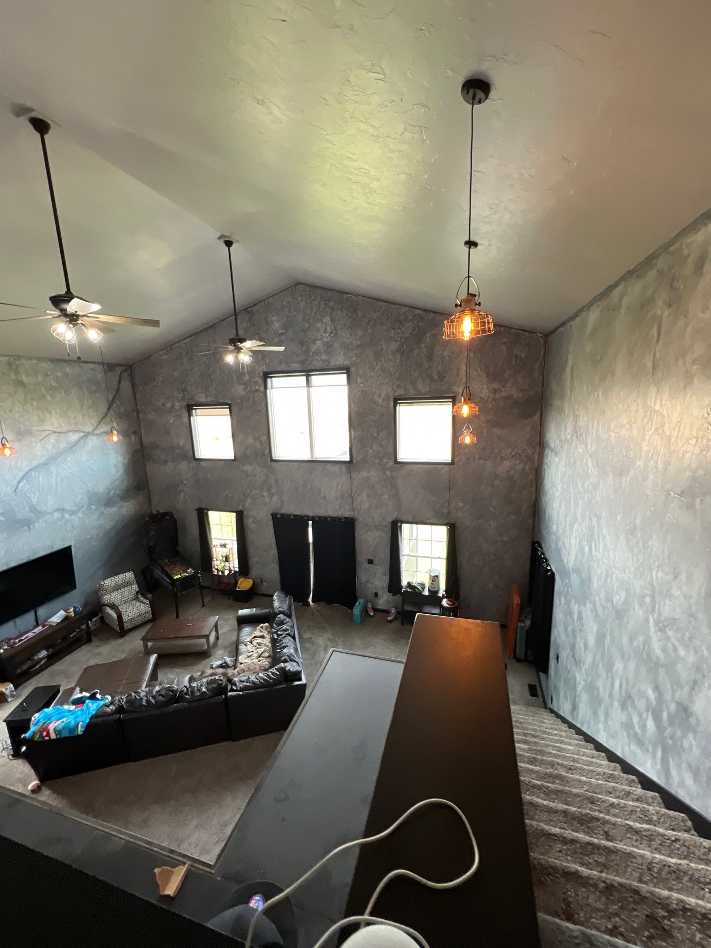 Before & After: Interior Repaint ✨ by Grandview Painting