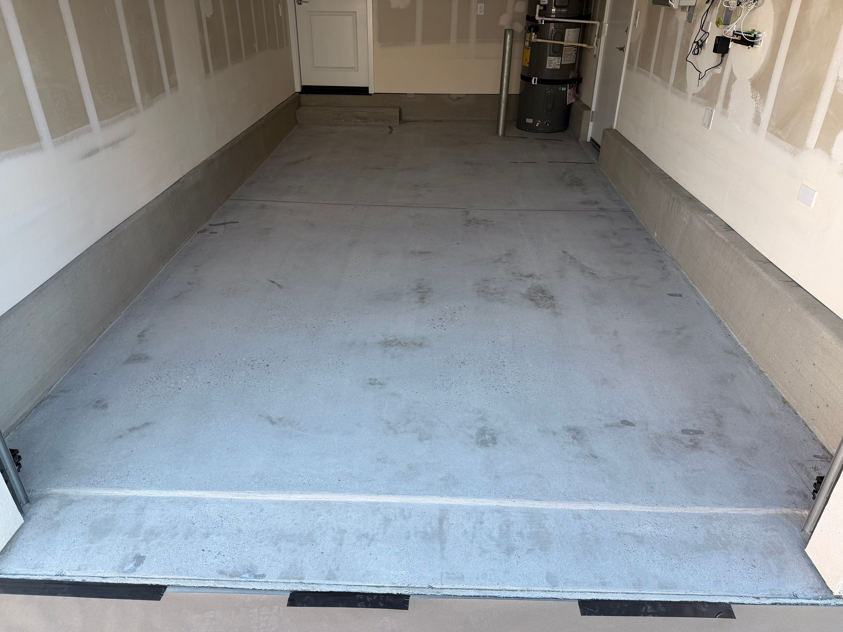 Clean 1 car garage by Matt Gifford Painting LLC