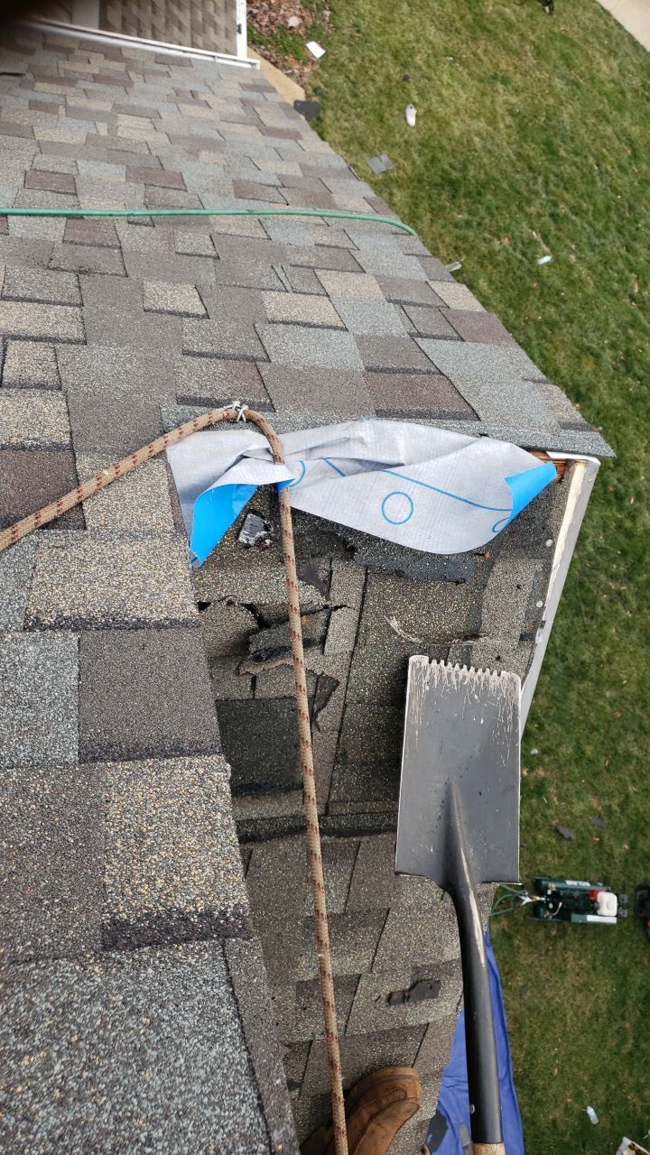 Fairfax Station: CertainTeed Landmark Pro Designer Shingles in Max Def Weathered Wood by RM Banning, Inc.