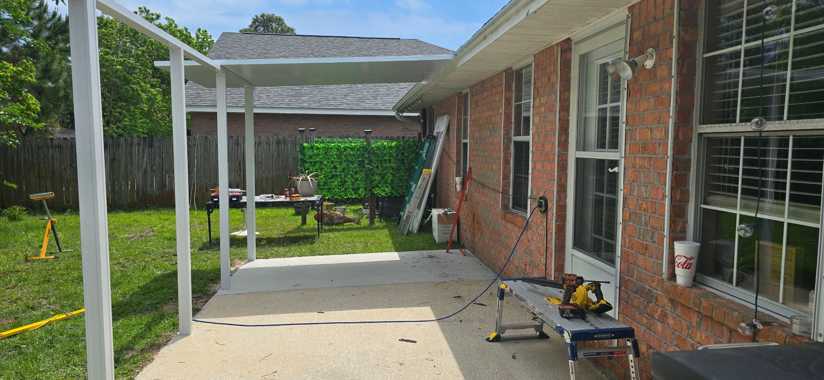 Screen Room in Gulf Breeze by Titan Sunrooms