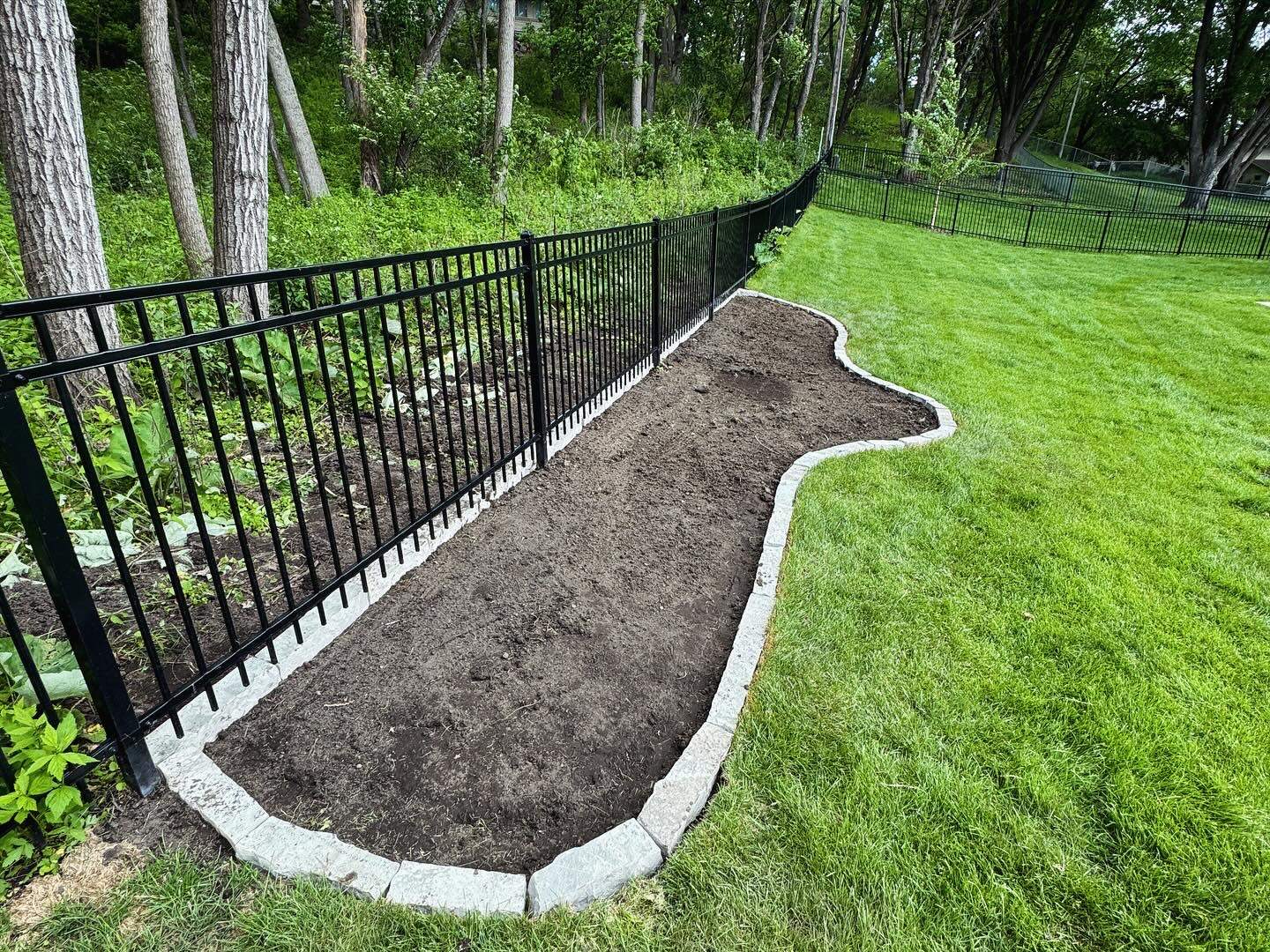 Edging Installation by Sota landscaping