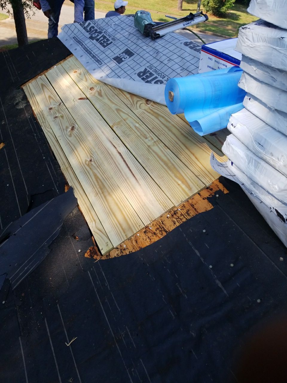 Residential Roofing Installation using Roof Replacement by American Roofing & Construction LLC