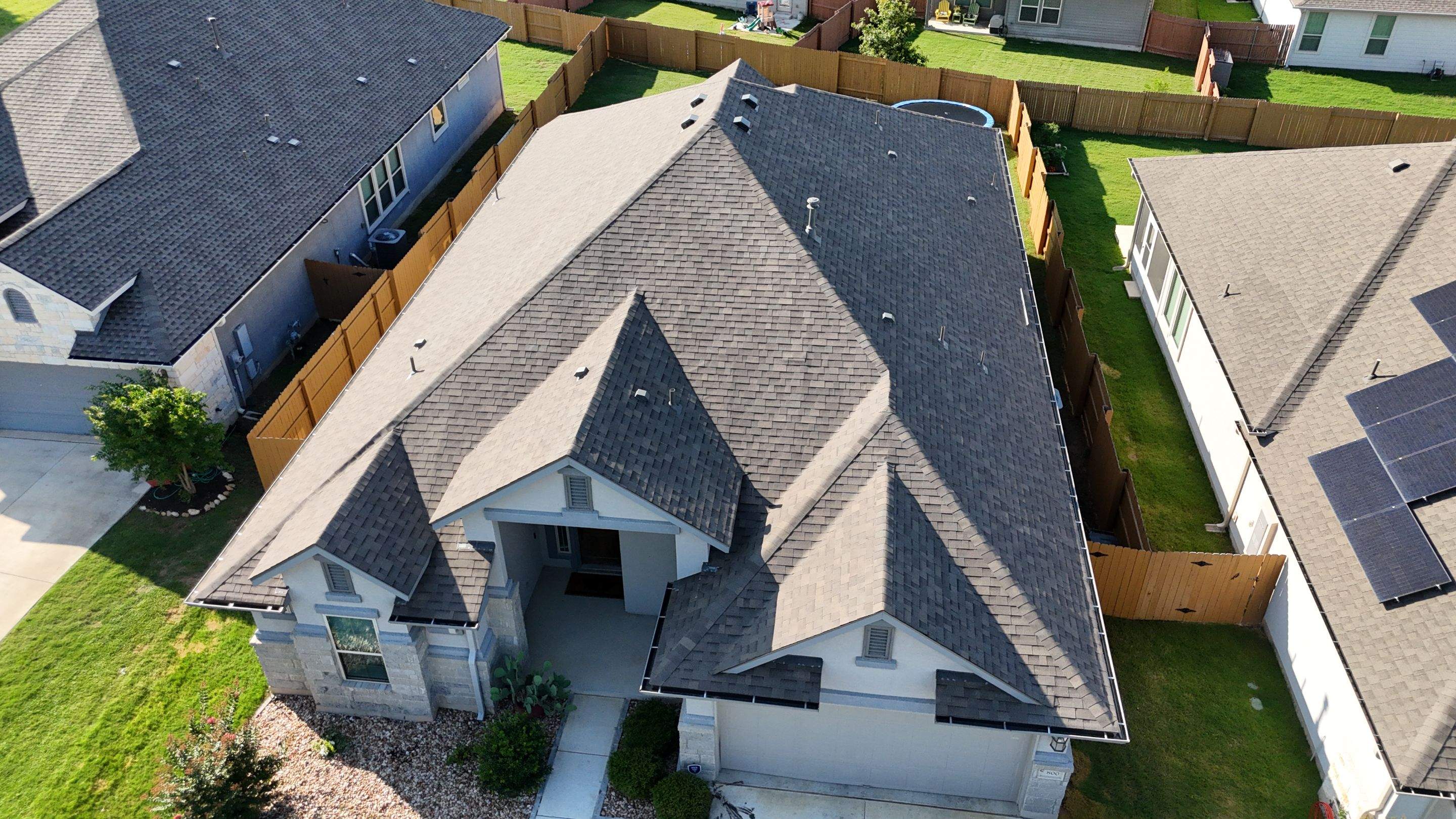 Weathered Wood - Malarkey Vista by RoofsOnly.com