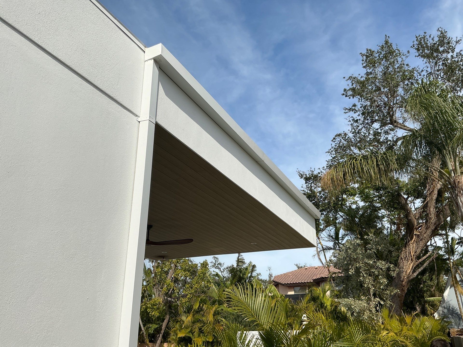 7 inch seamless gutters using smooth box gutters in Sarasota FL by Gutter Professors