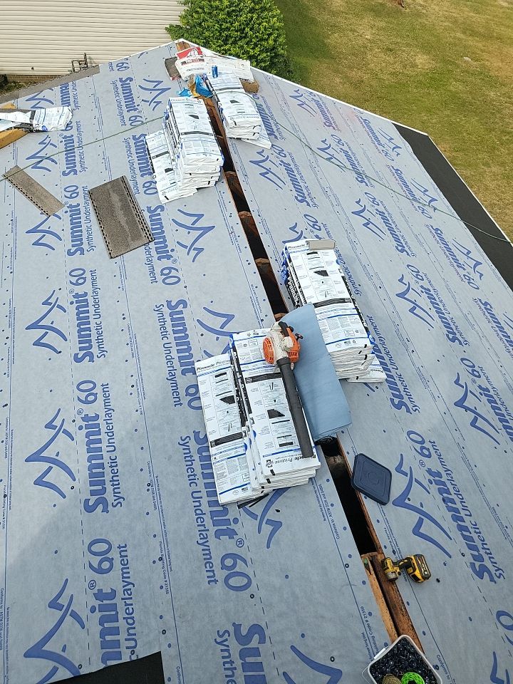 ATLAS PINNACLE COLOR: SUMMER STORM by Eagle Eye Roofing