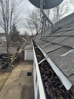 Turtle Shell gutter protection installation in Aurora, IL 60505, photograph 6