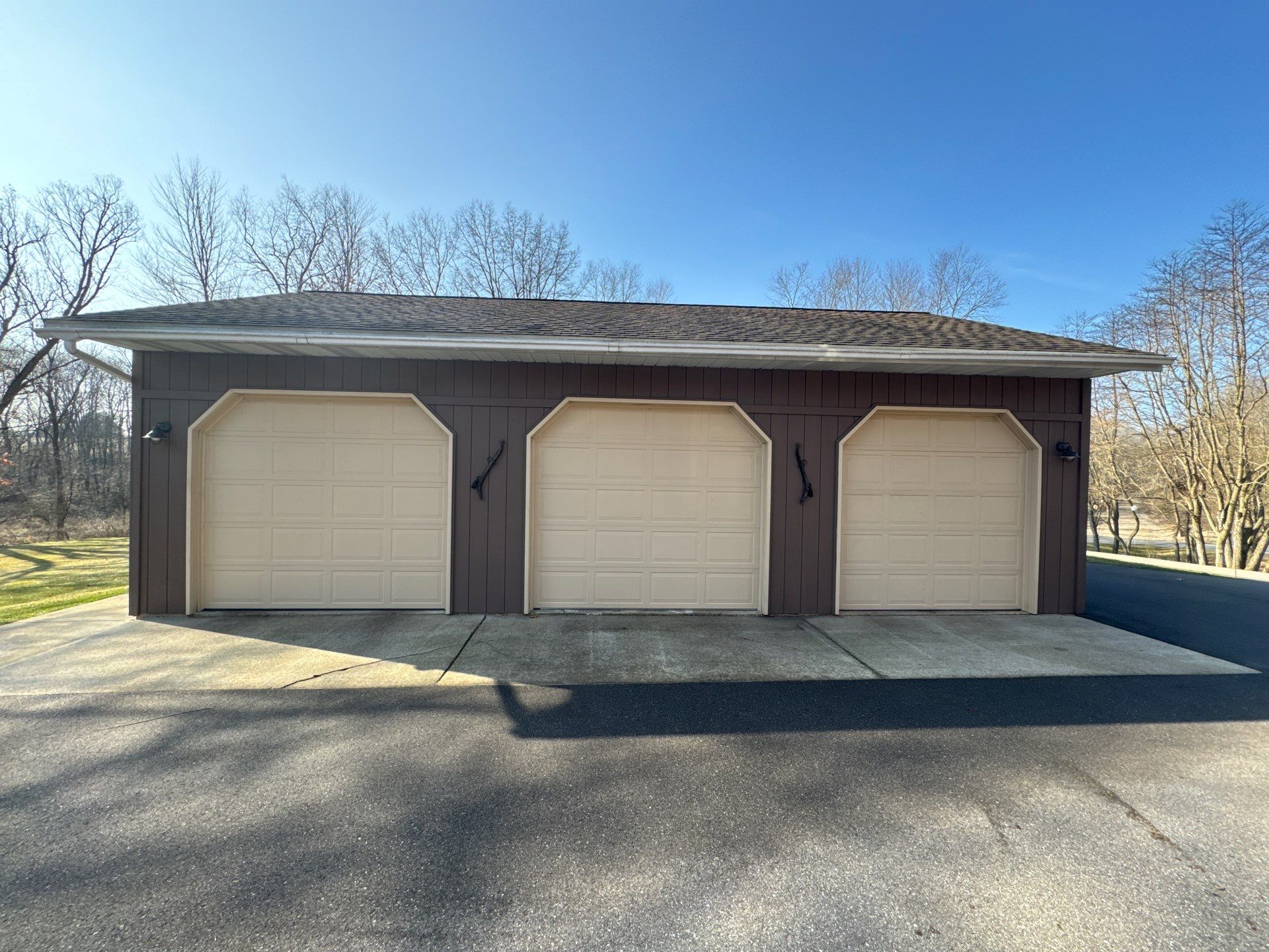 Exterior Painting and Deck staining by Gordon Painting