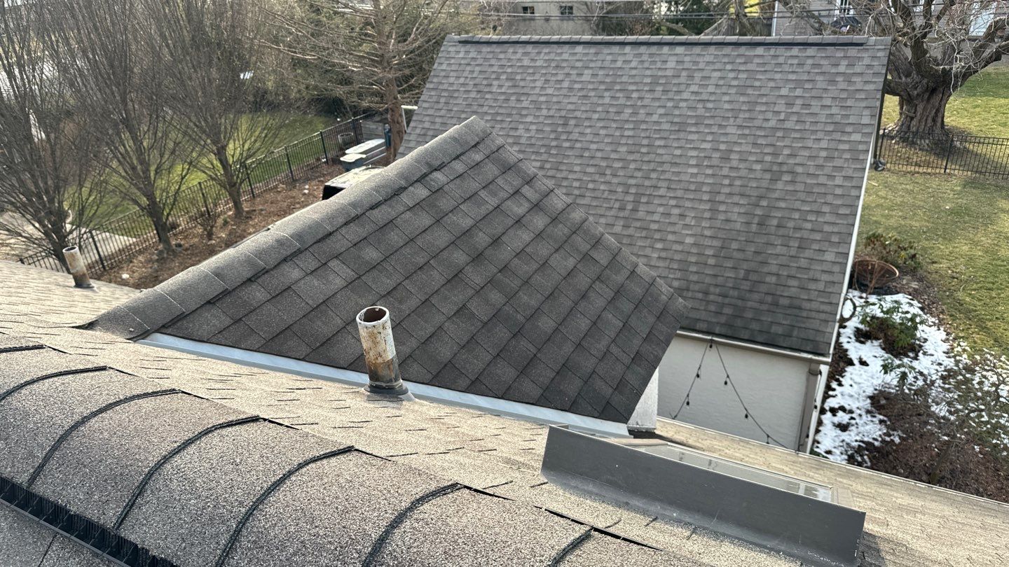 Residential Roofing Installation using Timberline HDZ Shingles - Weathered Wood by RoofX 