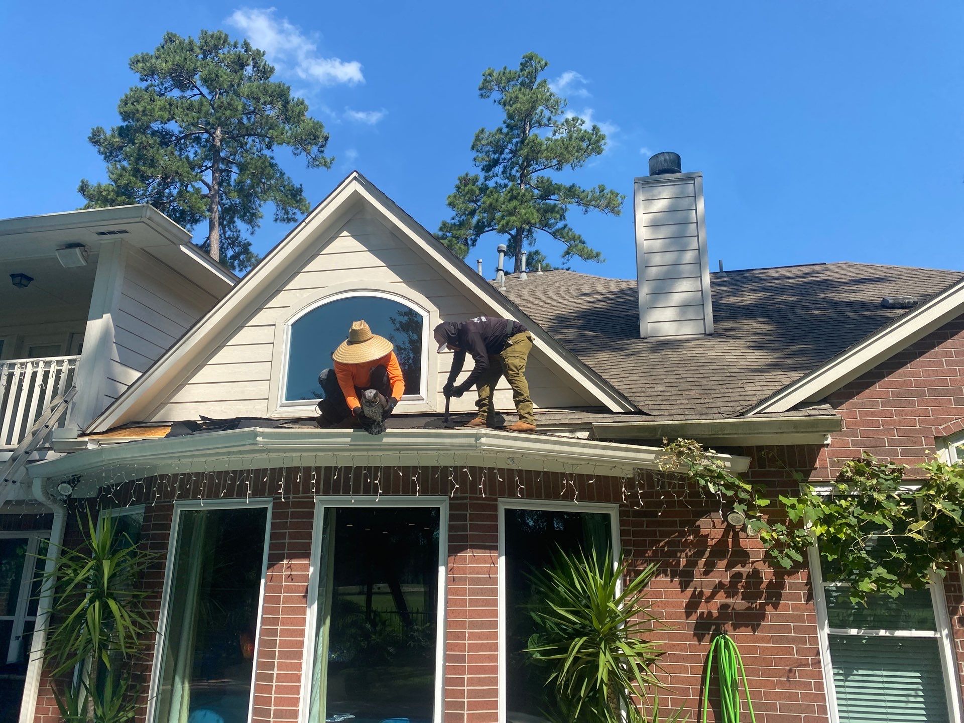 Residential Roofing Repair using Owen's Corning Duration (Lifetime) Shingles by Roof Repair Company