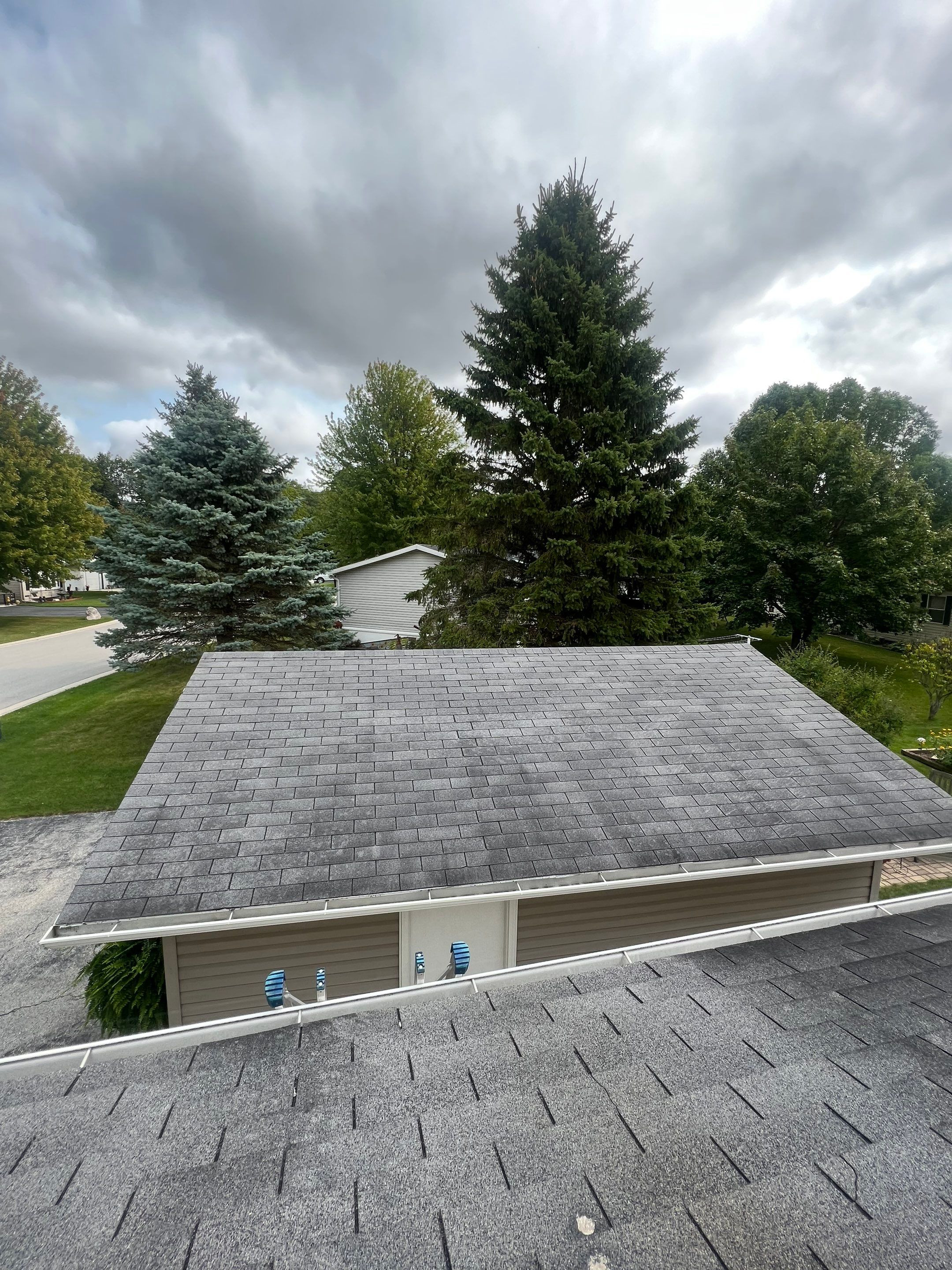 Ranch House and Garage Roof Installation with GAF Shingles by Gellings Roofing and Siding LLC