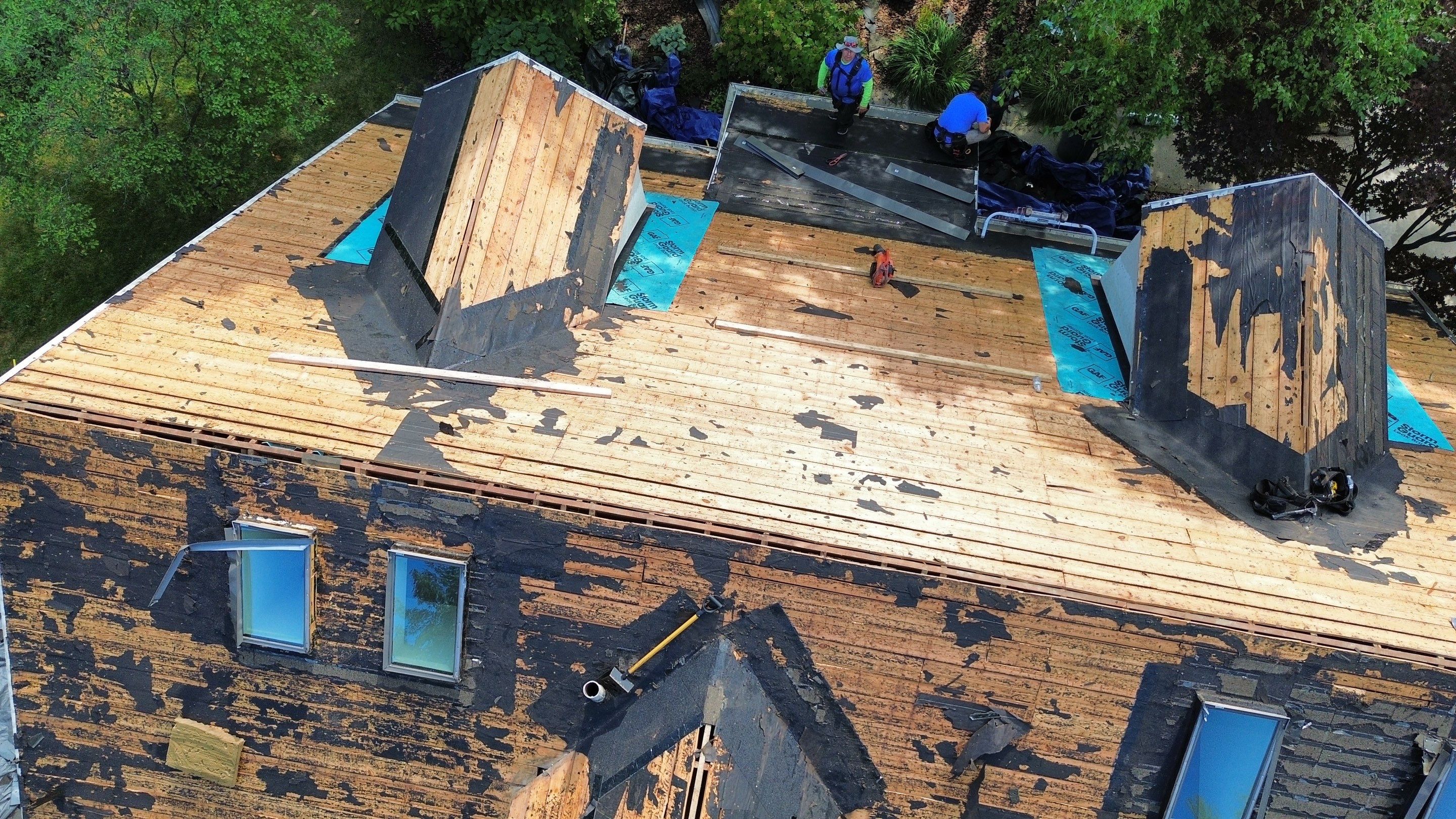 Residential Roofing Installation using Timberline HDZ Shingles - Weathered Wood by RoofX 