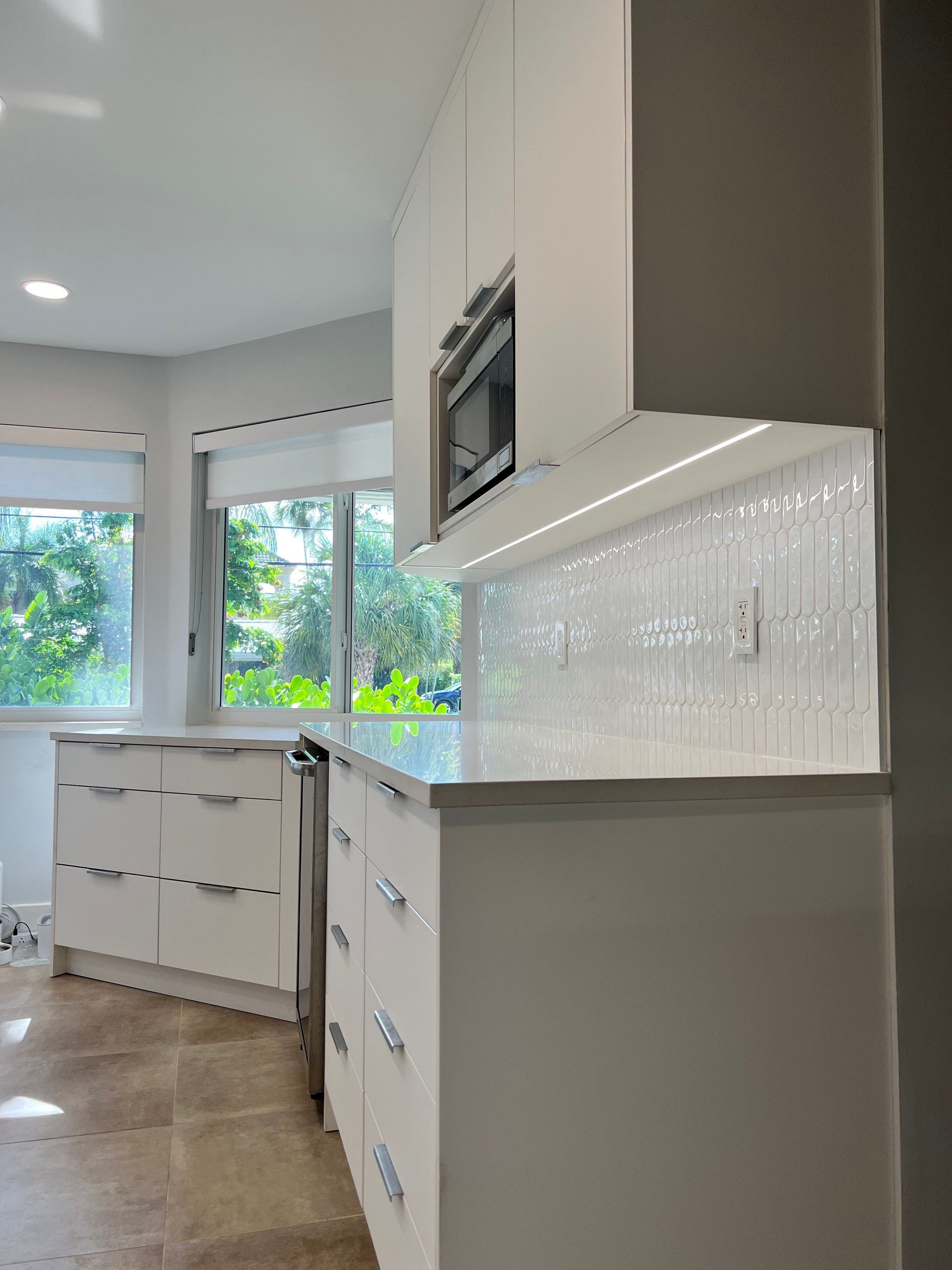Backsplash in Victoria Park by Broward Tile Guys