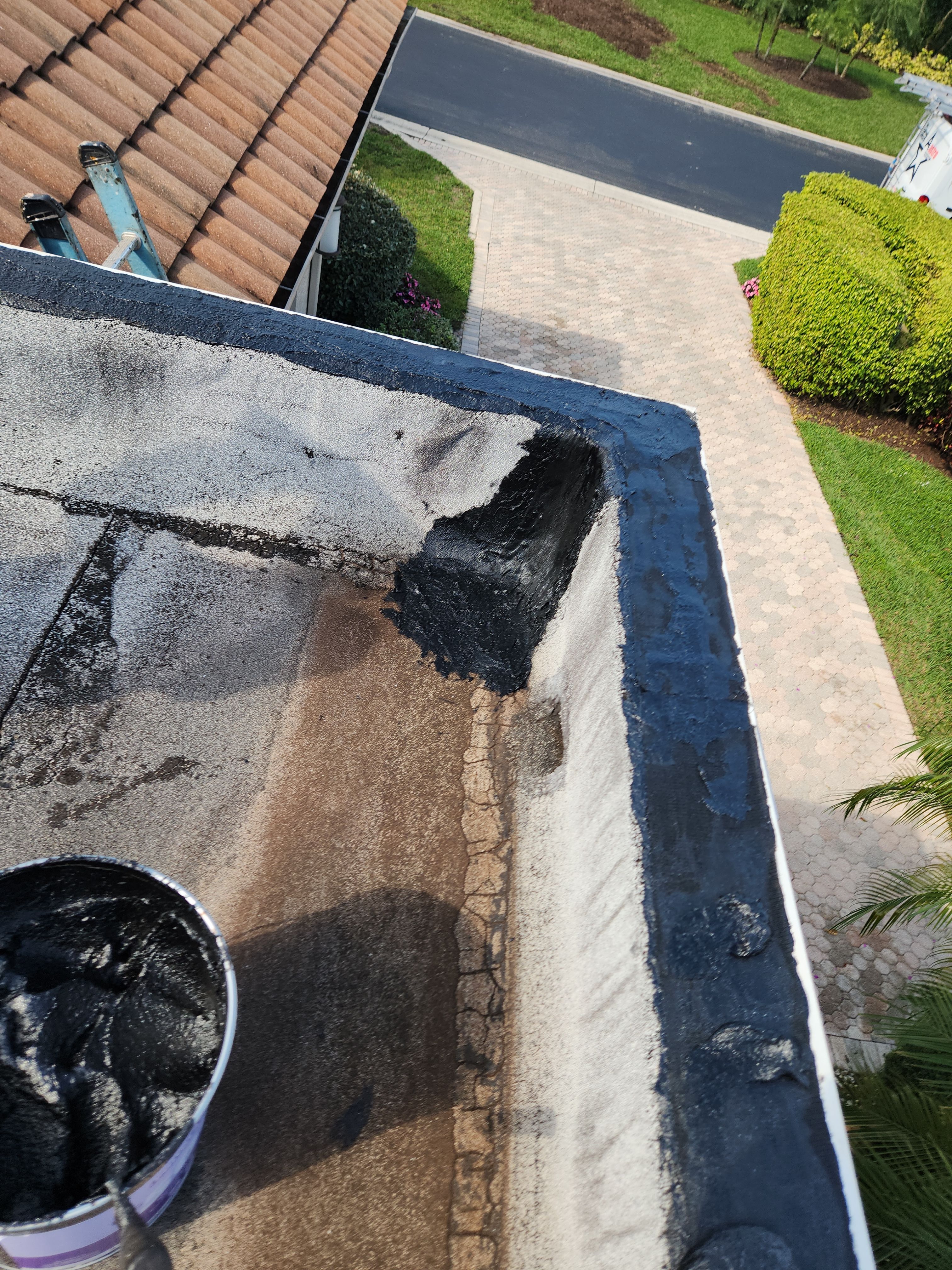 Flat Roof Waterproofing and Silicone Coating in Boca Raton by Aastro Roofing