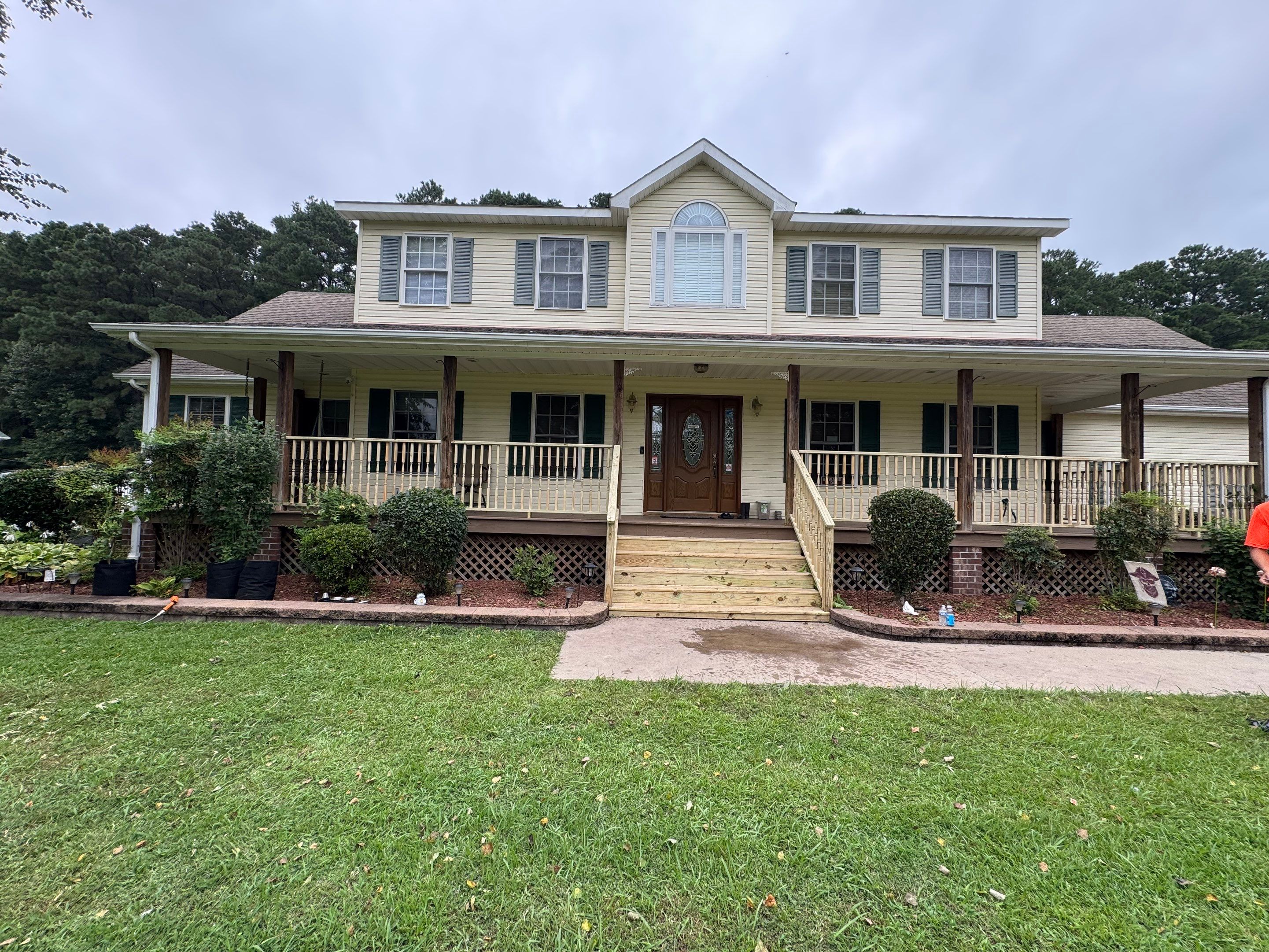 From Ordinary to Outdoor Oasis. by Tidewater Trim & Deck