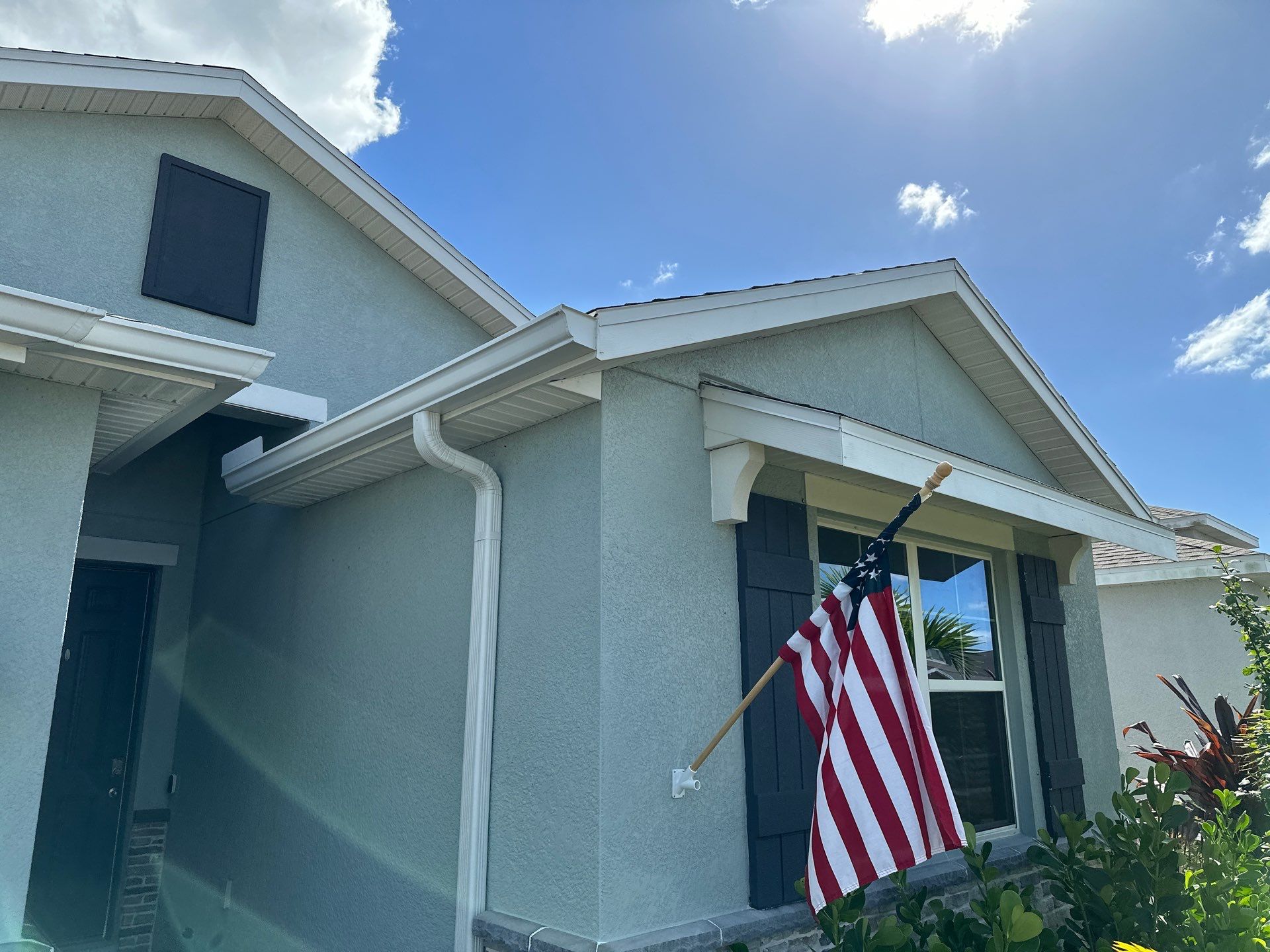 House Wash & Paver Driveway Cleaning in Trevesta Community, Palmetto, FL | Sunshine AquaWash by Sunshine AquaWash