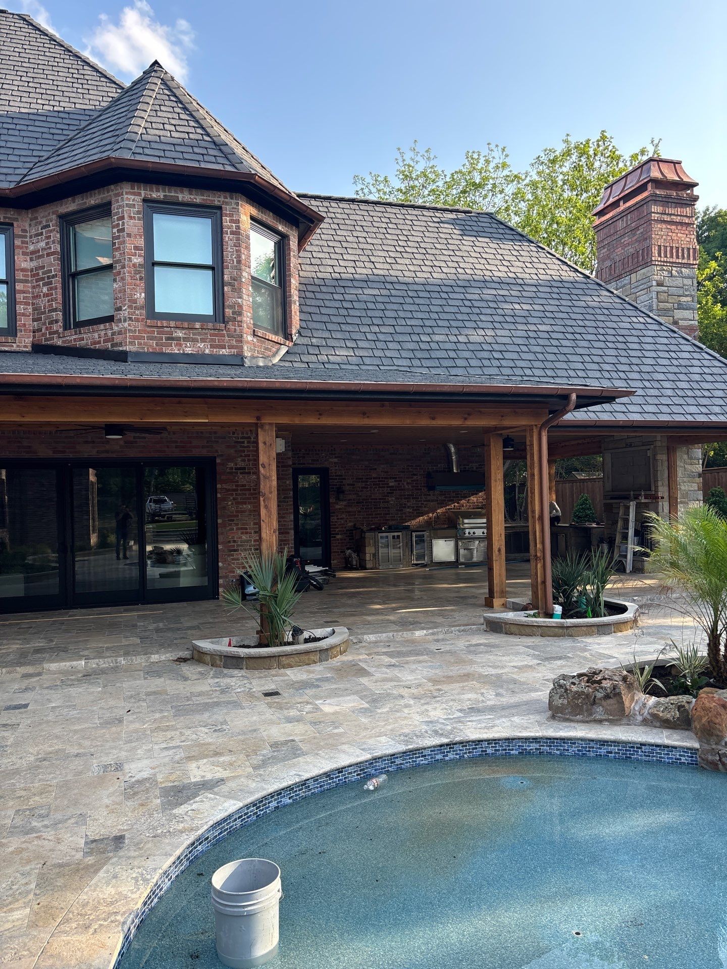 Five-Day Luxury Living: Rapid Patio Enclosure Installation by Tibi Soli LLC