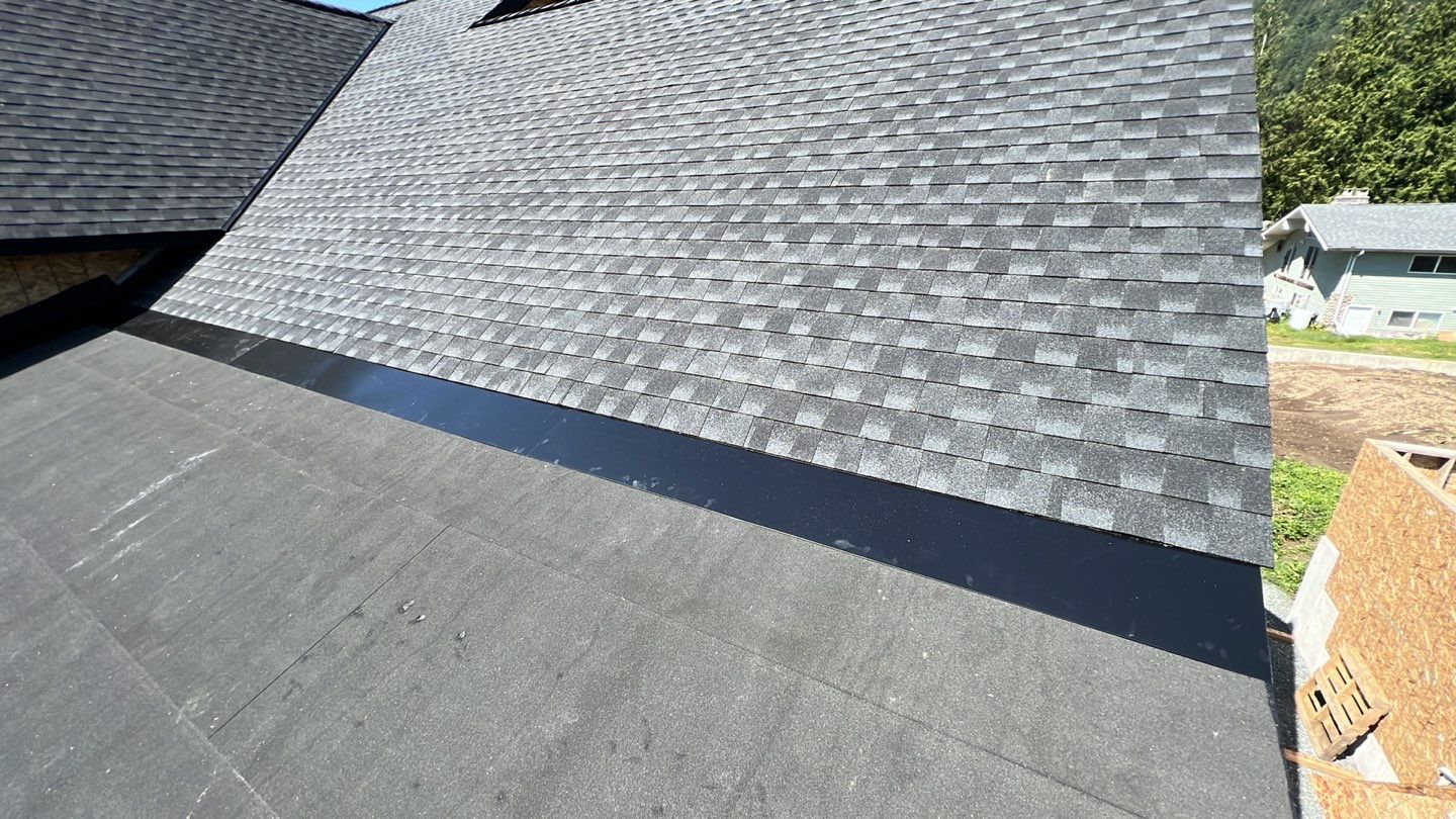 Residential Roofing Installation using GAF Charcoal HDZ by Top Notch Roofing Inc
