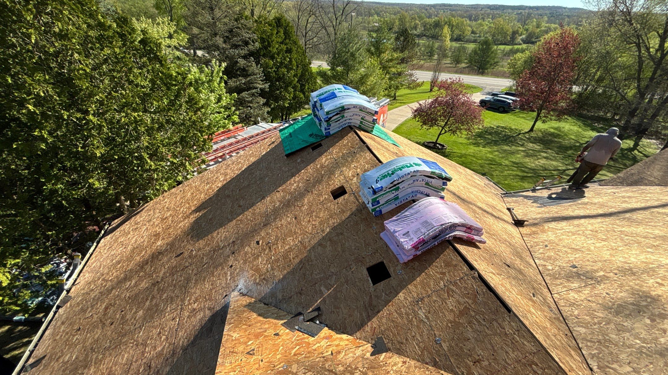 Roof Replacement using Malarkey Vista Brilliant Black by 180 Contractors