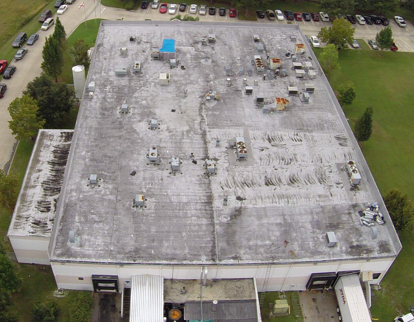 Industrial Food Production Facility – GAF 50 Mil TPO | 20-Year NDL Warranty | Major Rooftop Equipment Cleanup by Gold Key Roofing