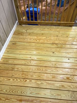 Wood Deck using Wood Sealant