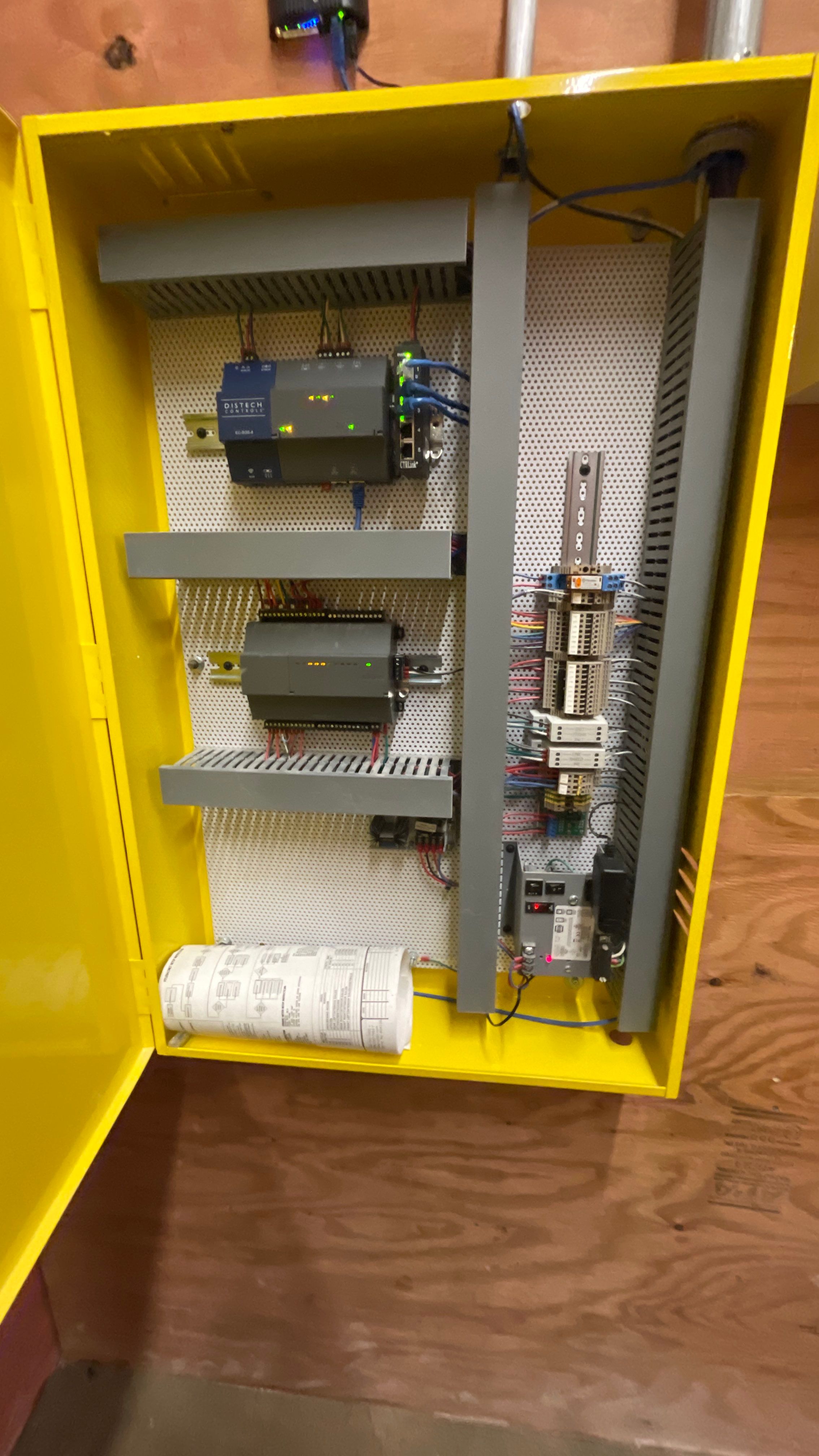RETAIL TENANT INFILL by Argent Electric LLC