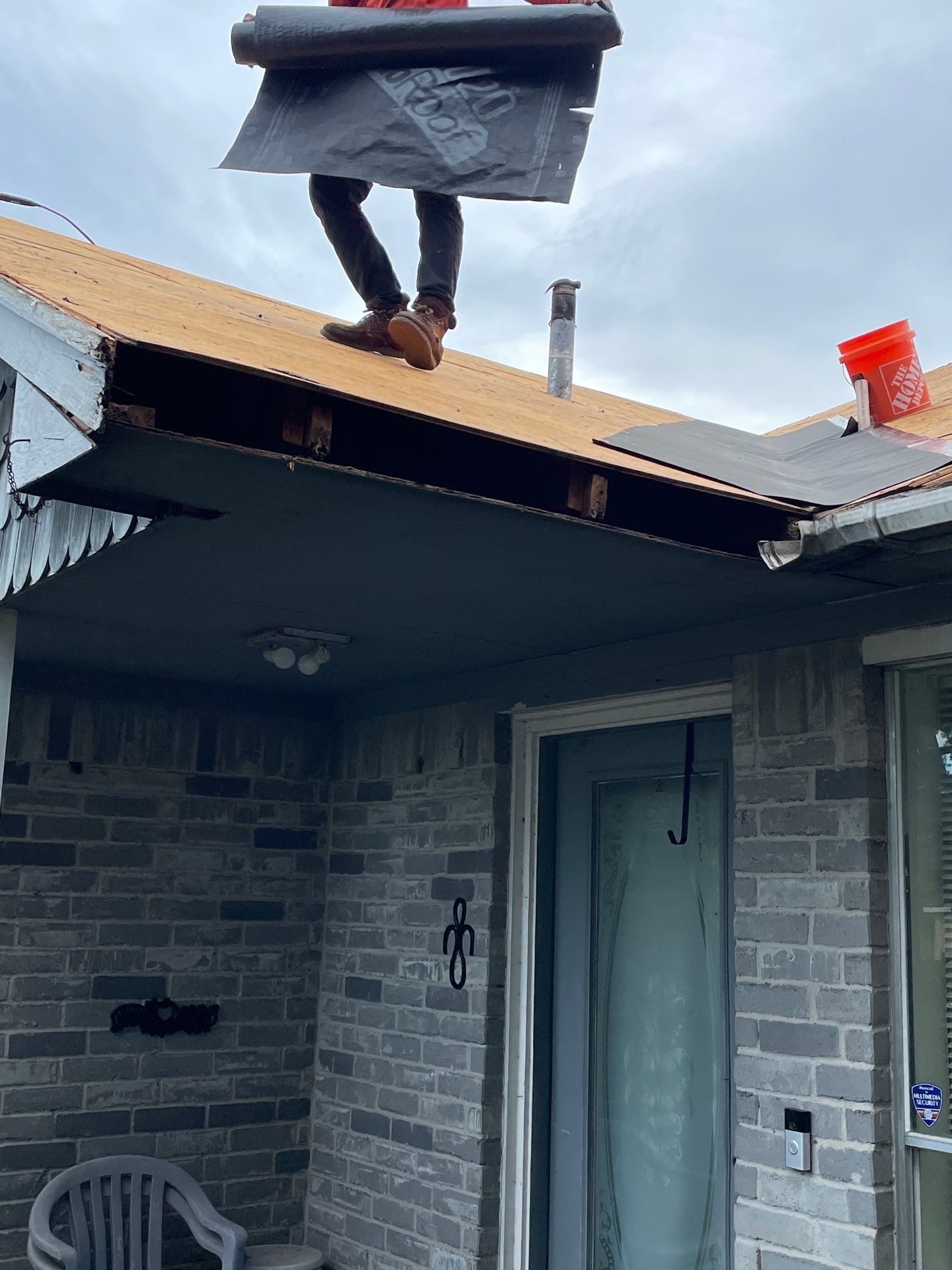 Residential Roofing Repair using Owen's Corning Duration (Lifetime) Shingles by Roof Repair Company