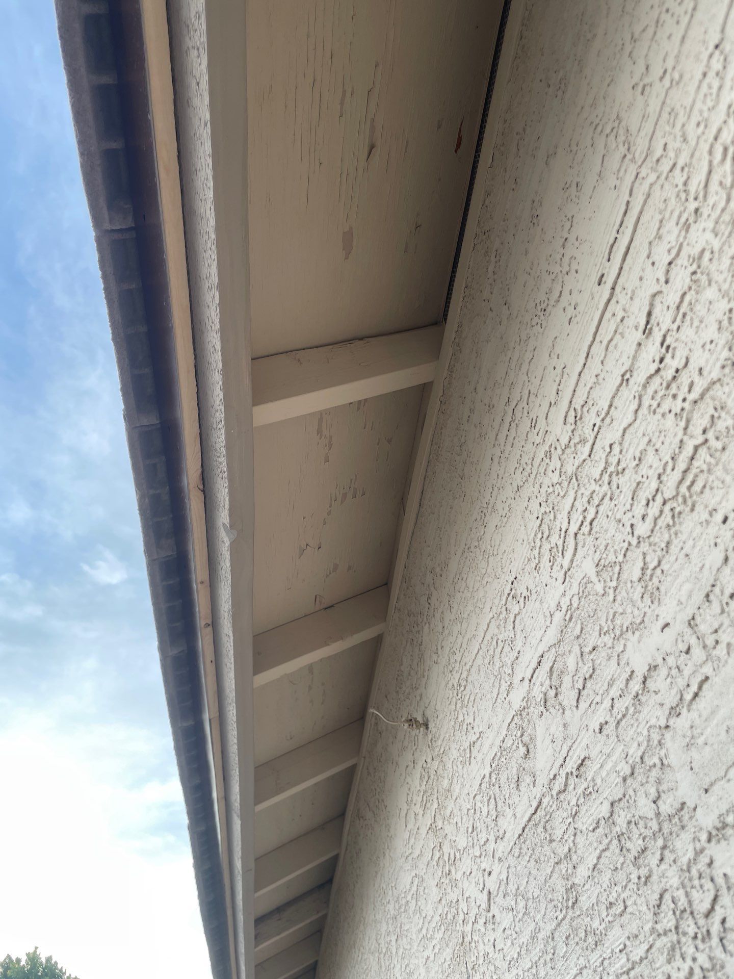 Hamilton - A Gorgeous Home Exterior Makeover in Phoenix, AZ with Dunn Edwards Paints by Double G Painting Contractors, LLC