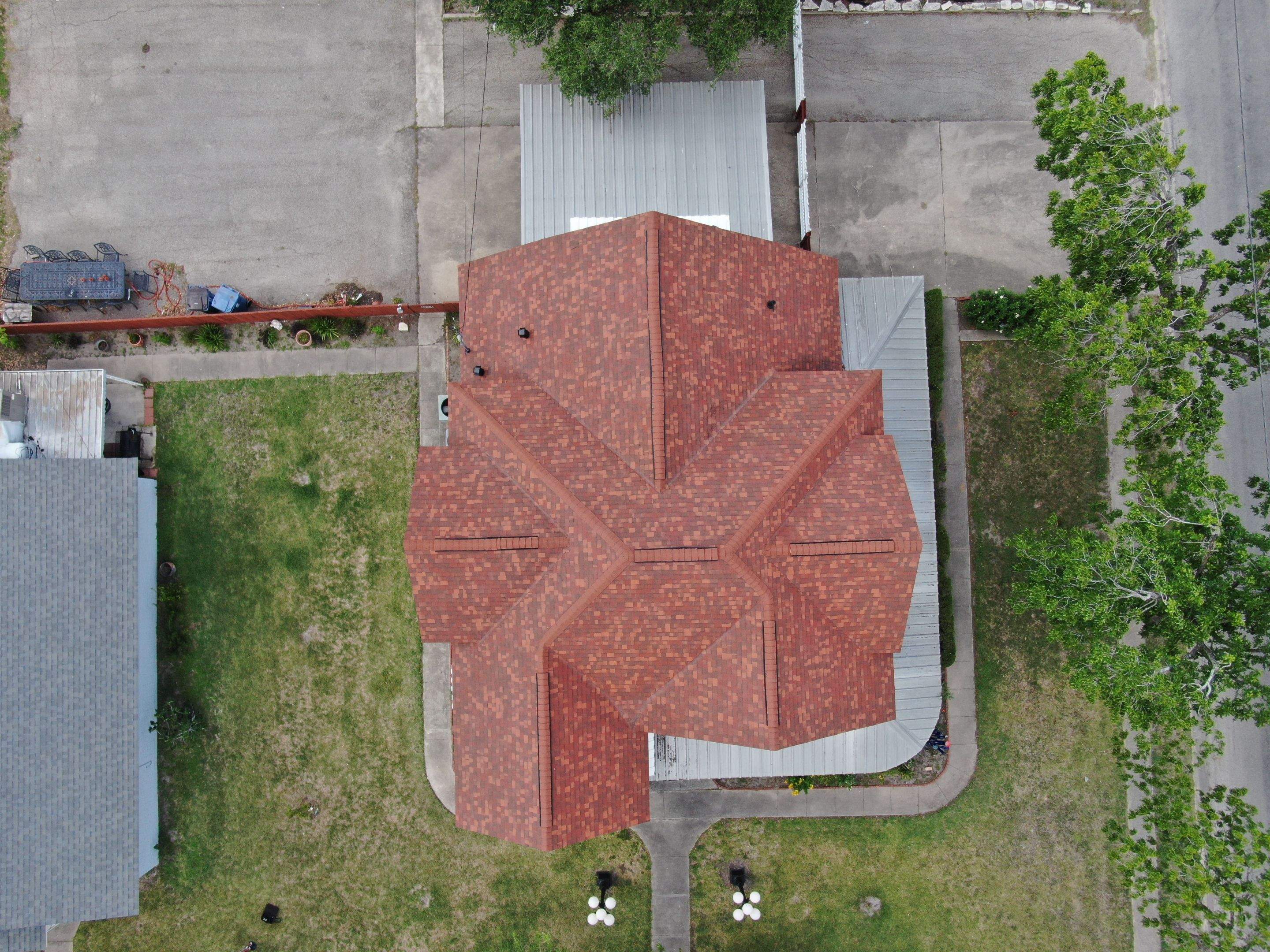 Sinton ShowStopper by Bayfront Roofing and Construction