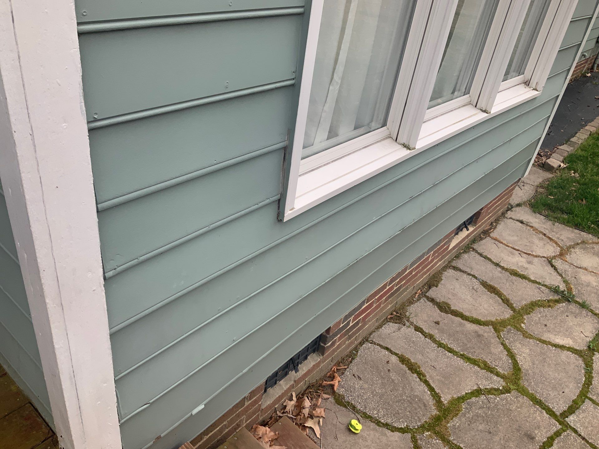 Siding Replacement and painting by GonzalezPainters & Contractors Inc 