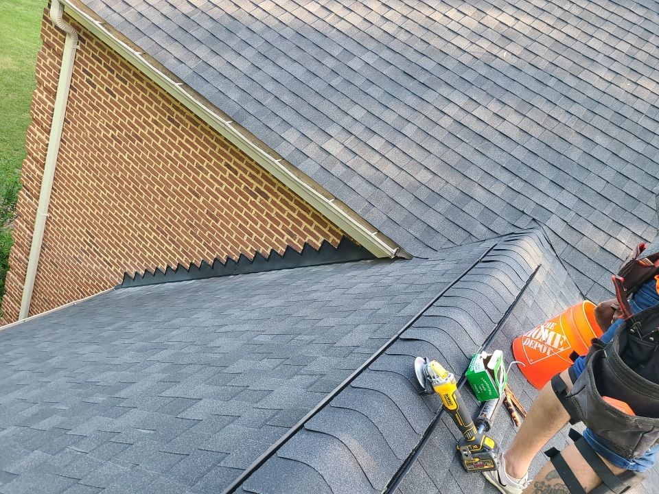 Clifton - CertainTeed Landmark Charcoal Black by RM Banning, Inc.