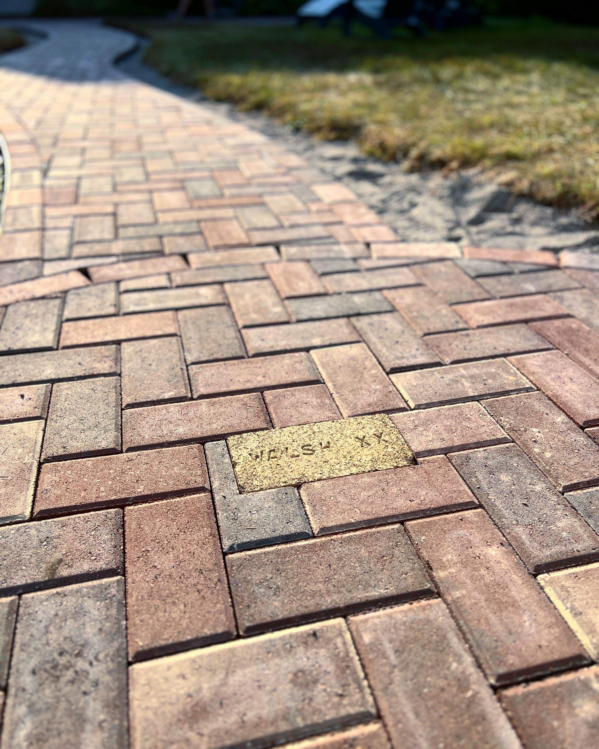 Patio & Walkway by Sota landscaping