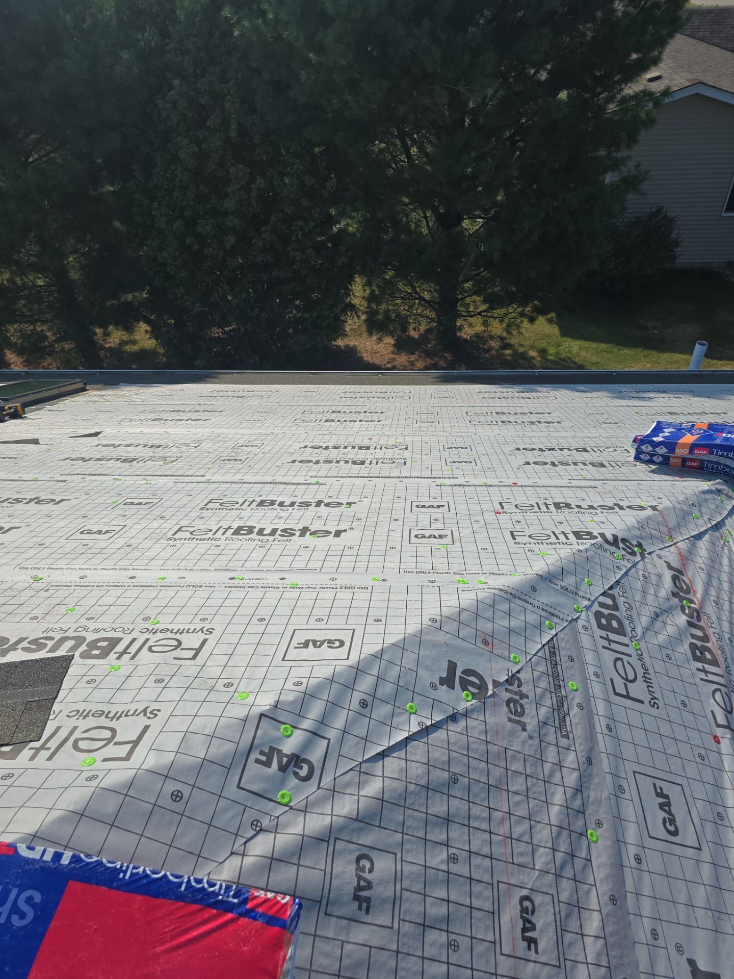Random Lake: HDZ Shingles & Skylight Replacement by Gellings Roofing & Siding