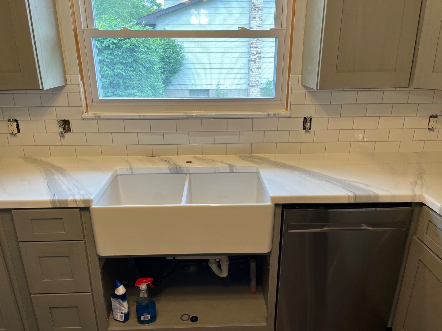 Diamondcoat White Marble by New Finish LLC