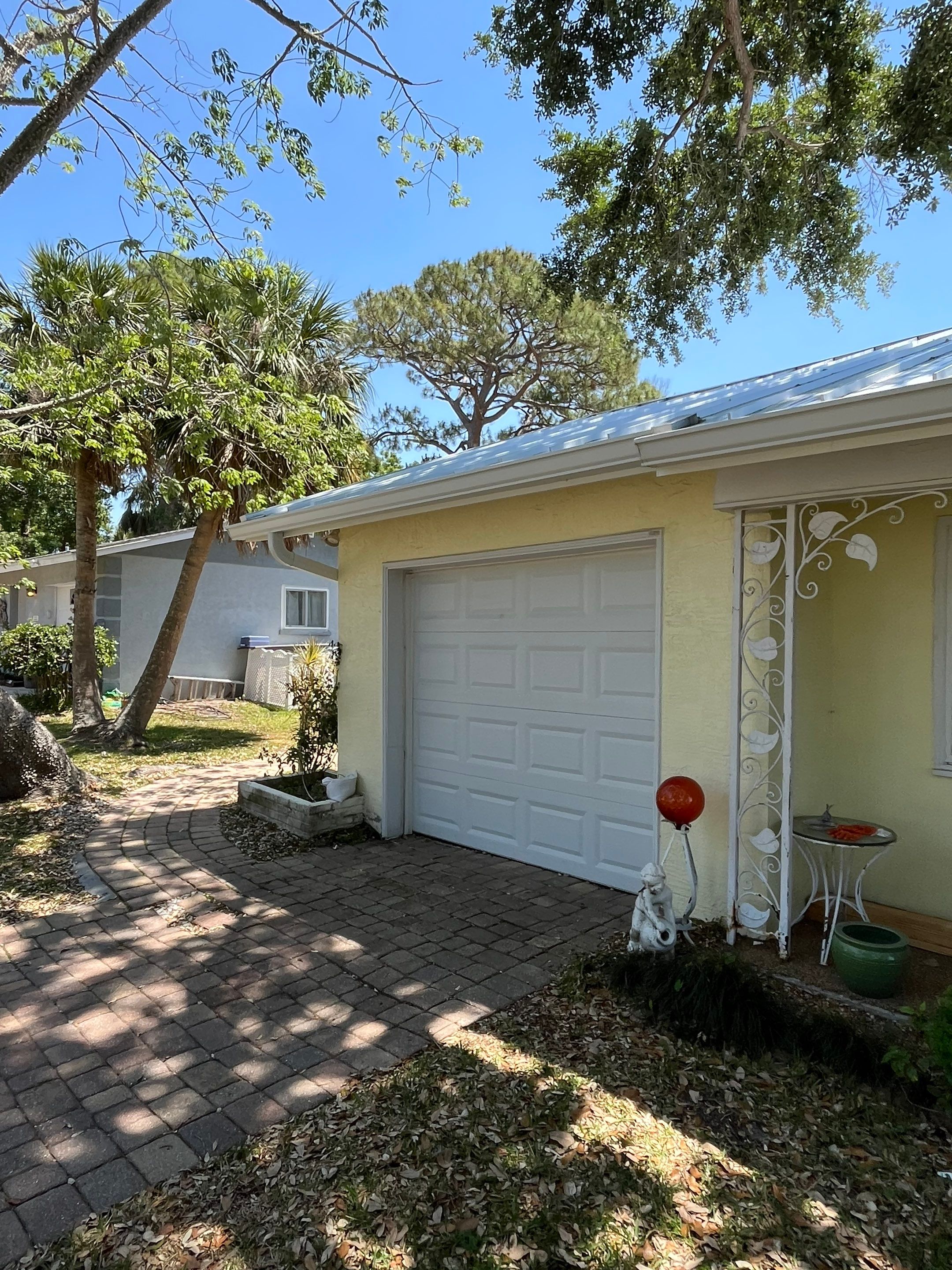 Soffit and Fascia Installation in Sarasota FL by Gutter Professors