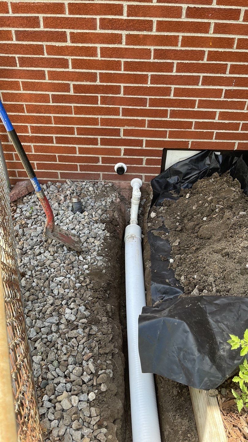 Embedded Fiber Reinforcement and Basement Waterproofing using GrateDrain Waterproofing System by Toledo Basement Repair