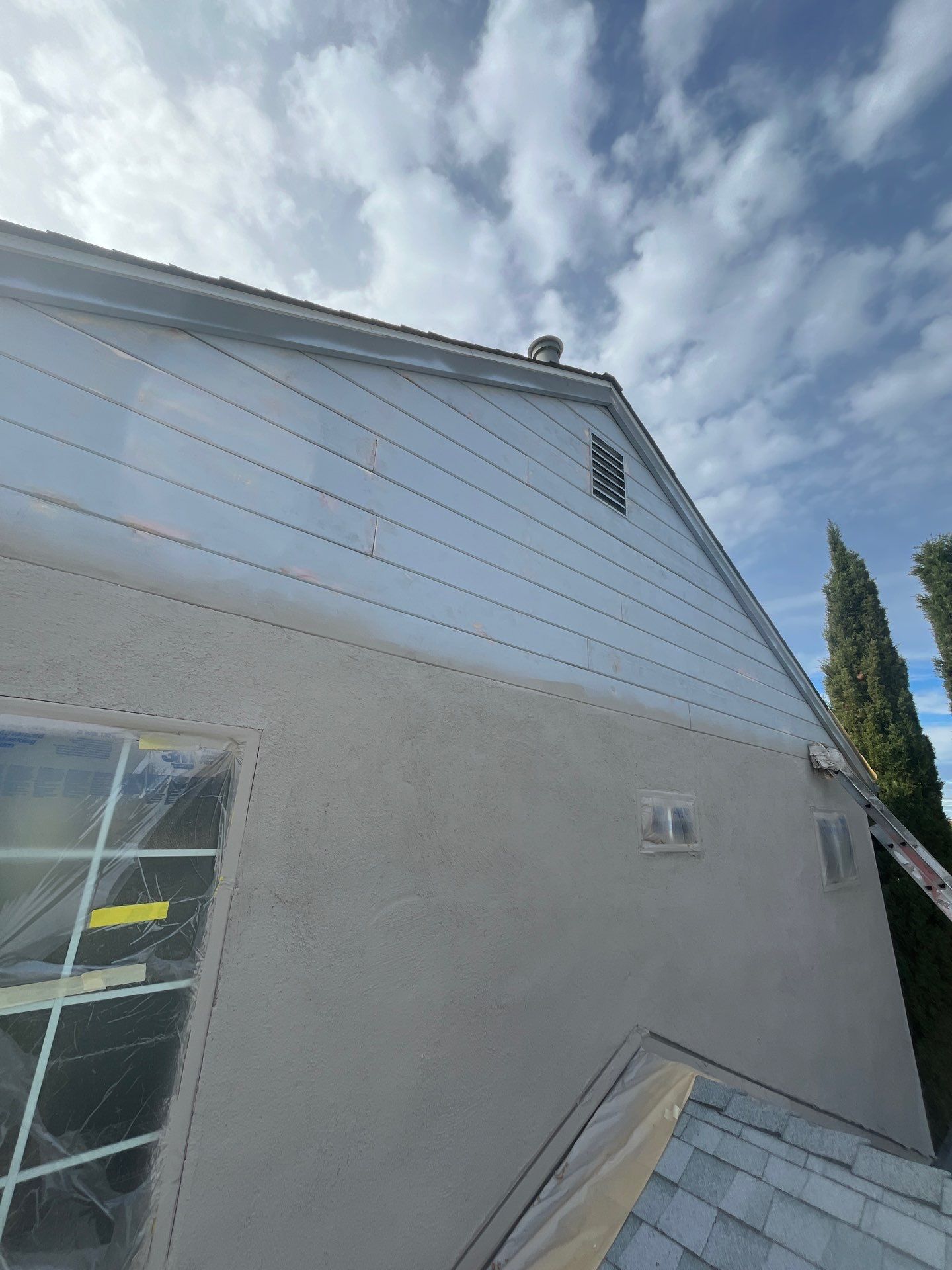 Exterior repaint-siding and stucco by Herrera’s Bay Area Painting inc.