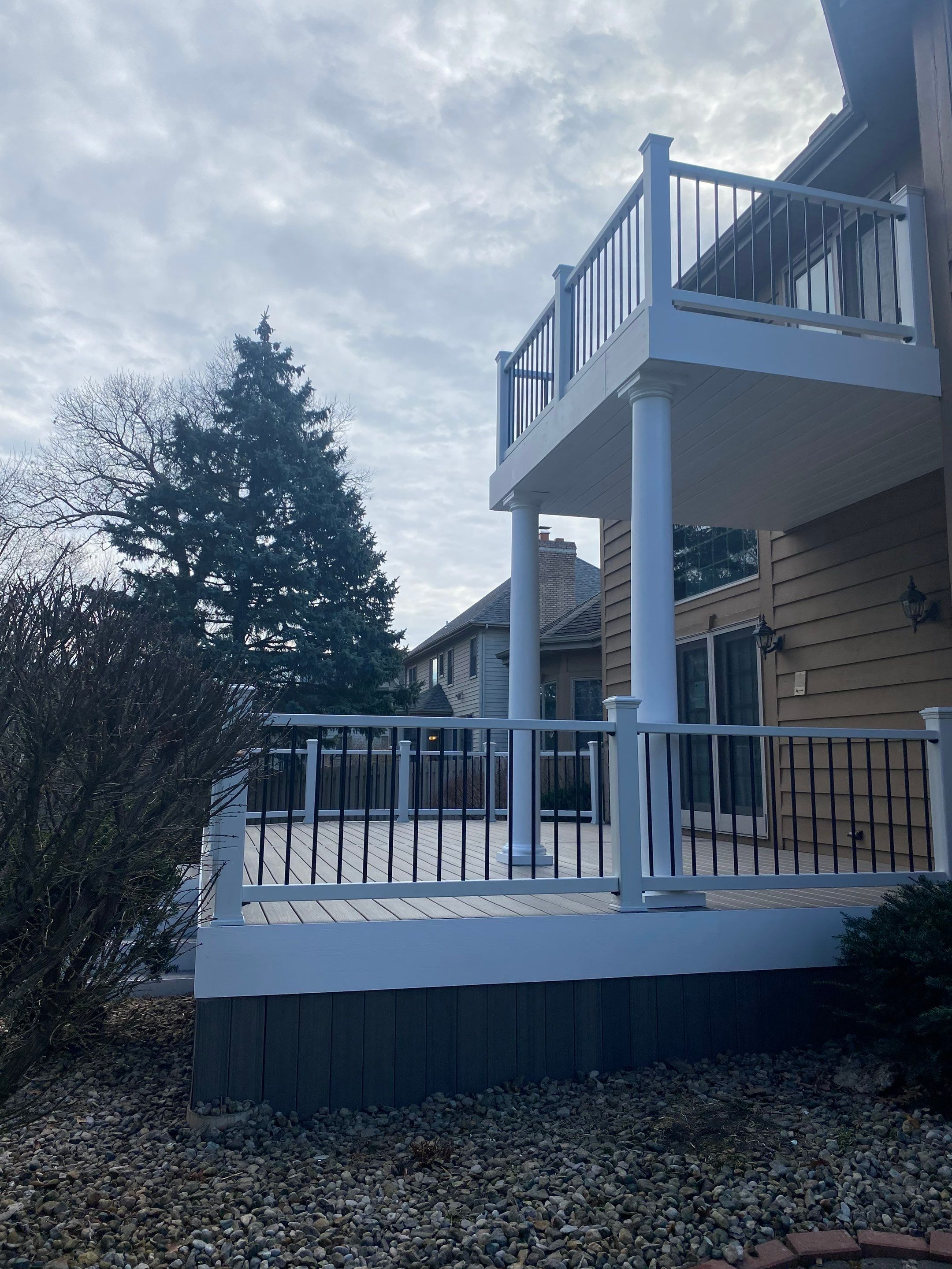 Deck Installation using Trex by INQUSE GENERAL CONTRACTOR