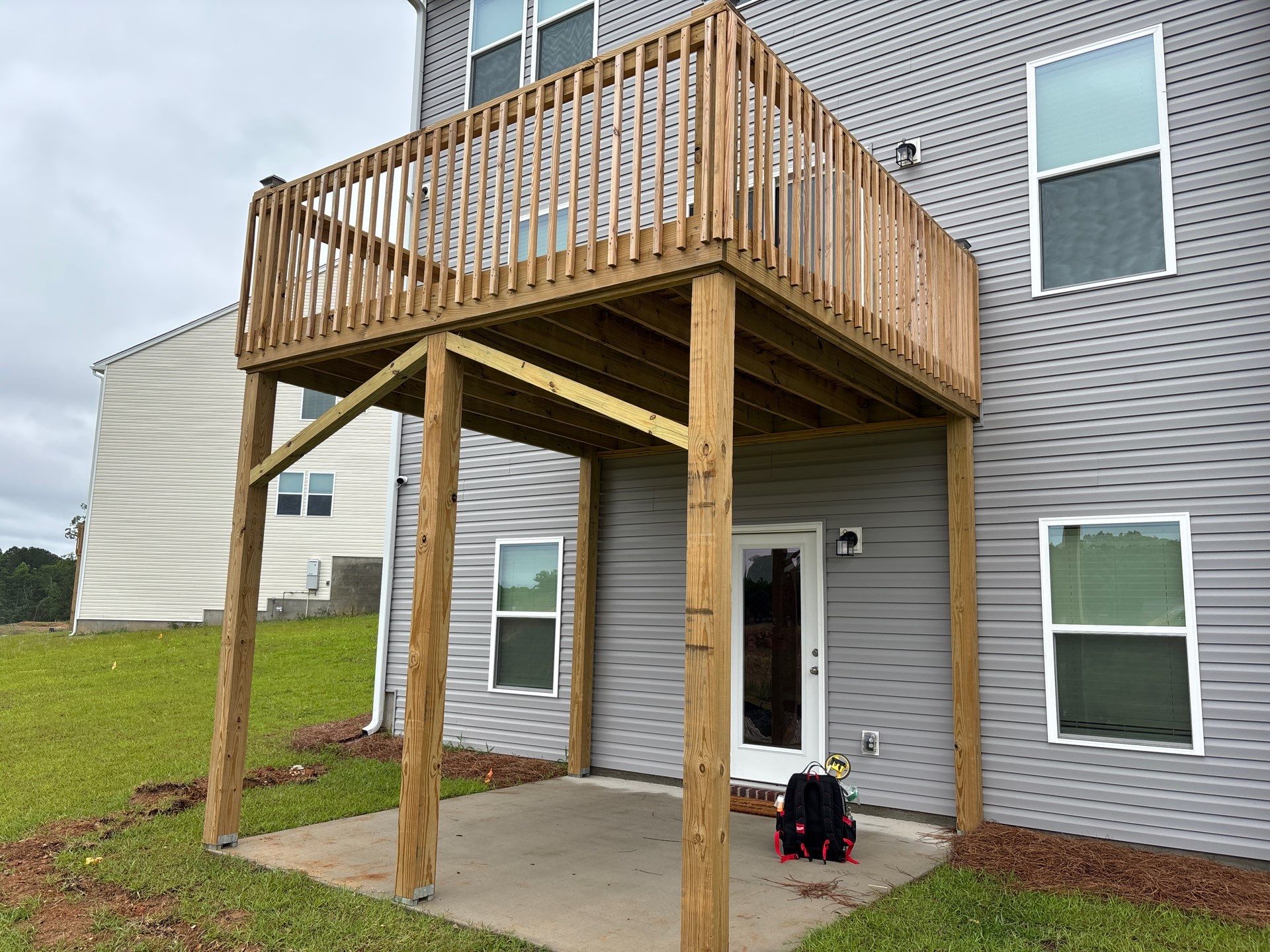Wood Deck using Wood Sealant by DuraSeal