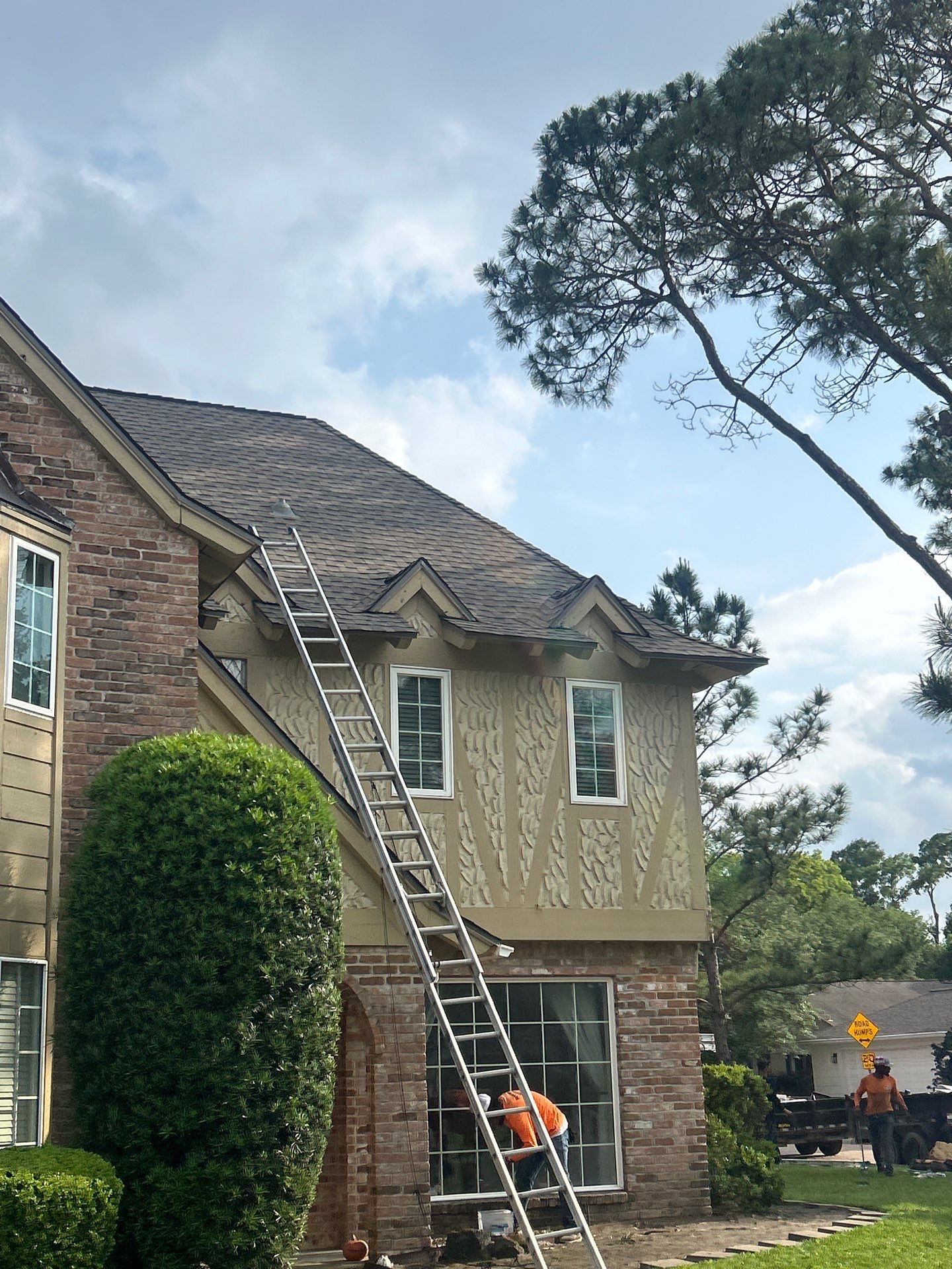 Roof Replacement in Houston TX by Roof Repair Company