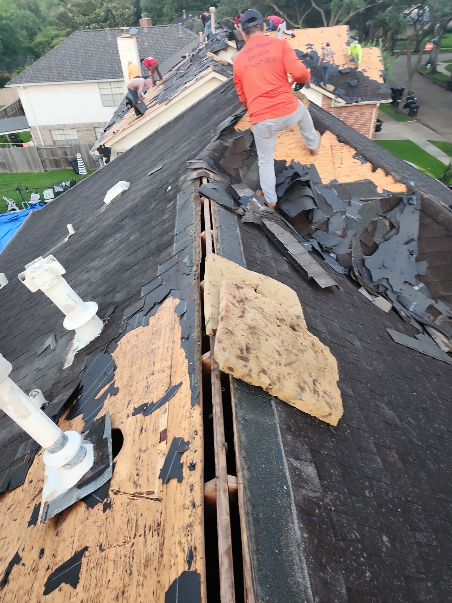 Residential Roofing Installation using Owen's Corning Duration (Lifetime) Shingles by Roof Repair Company
