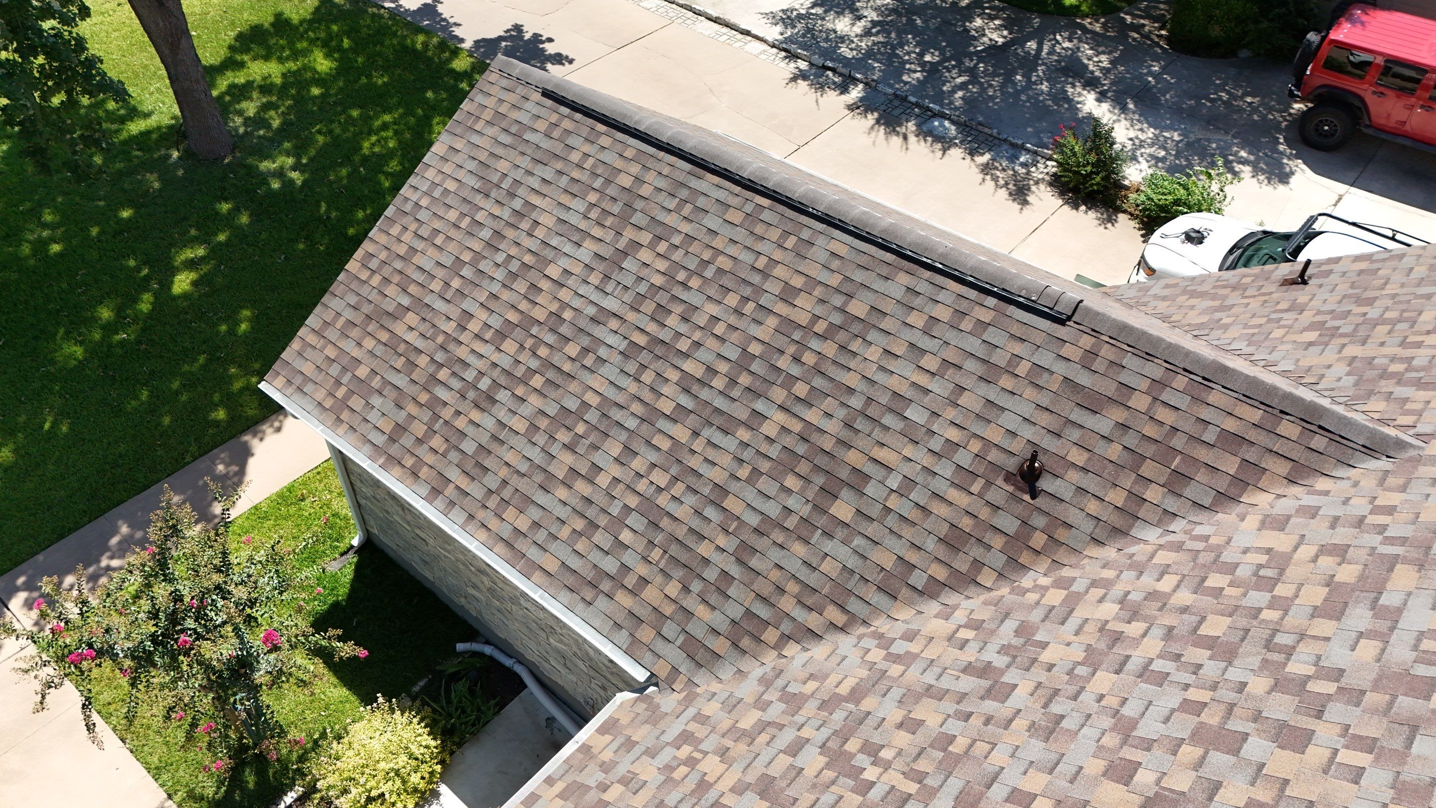 Replacement using Owens Corning - Duration - Teak by Action Exteriors Austin