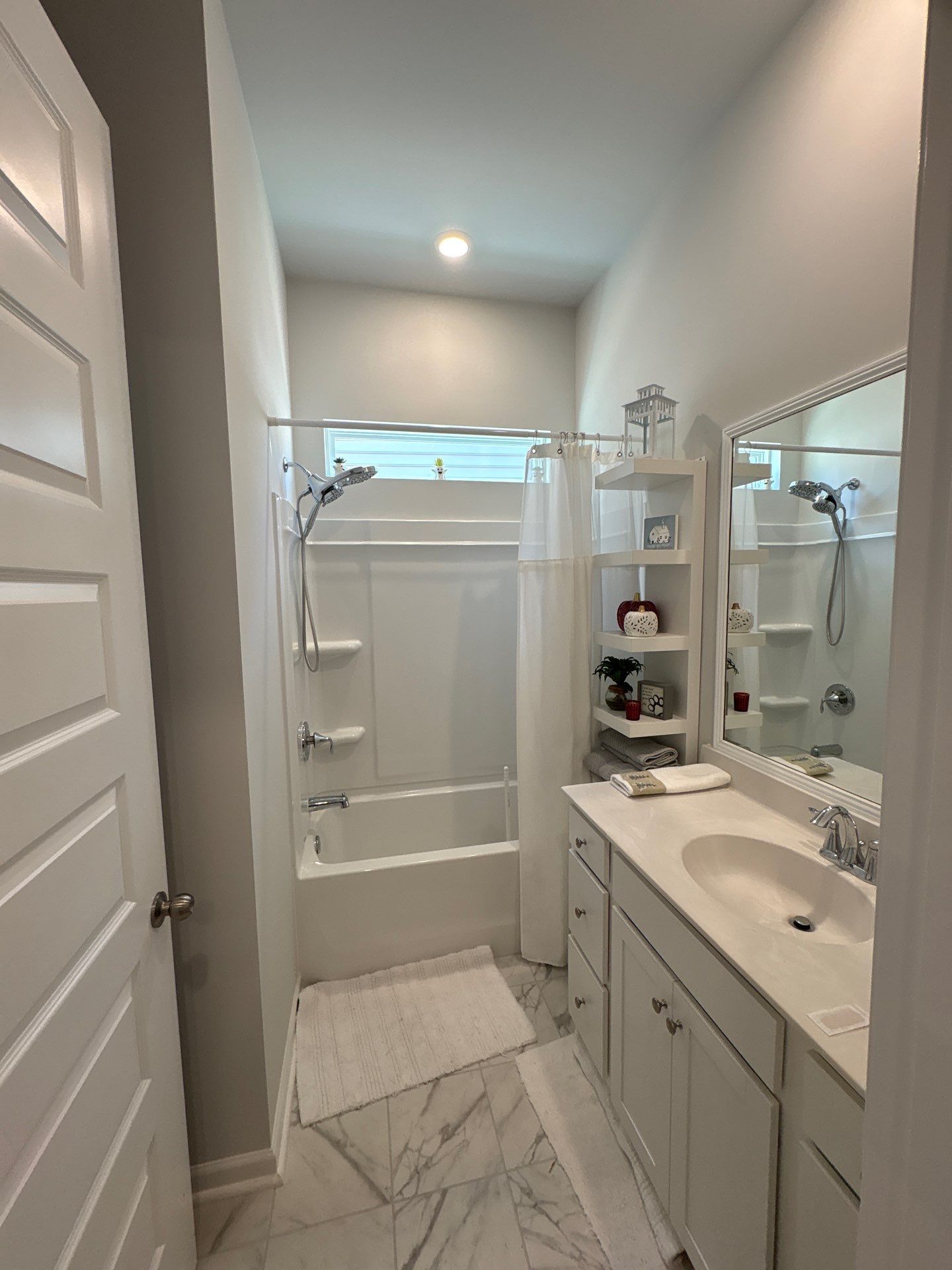 Another fresh interior transformation underway in Summerville 🎨 by Pathway Home Painting & Improvements