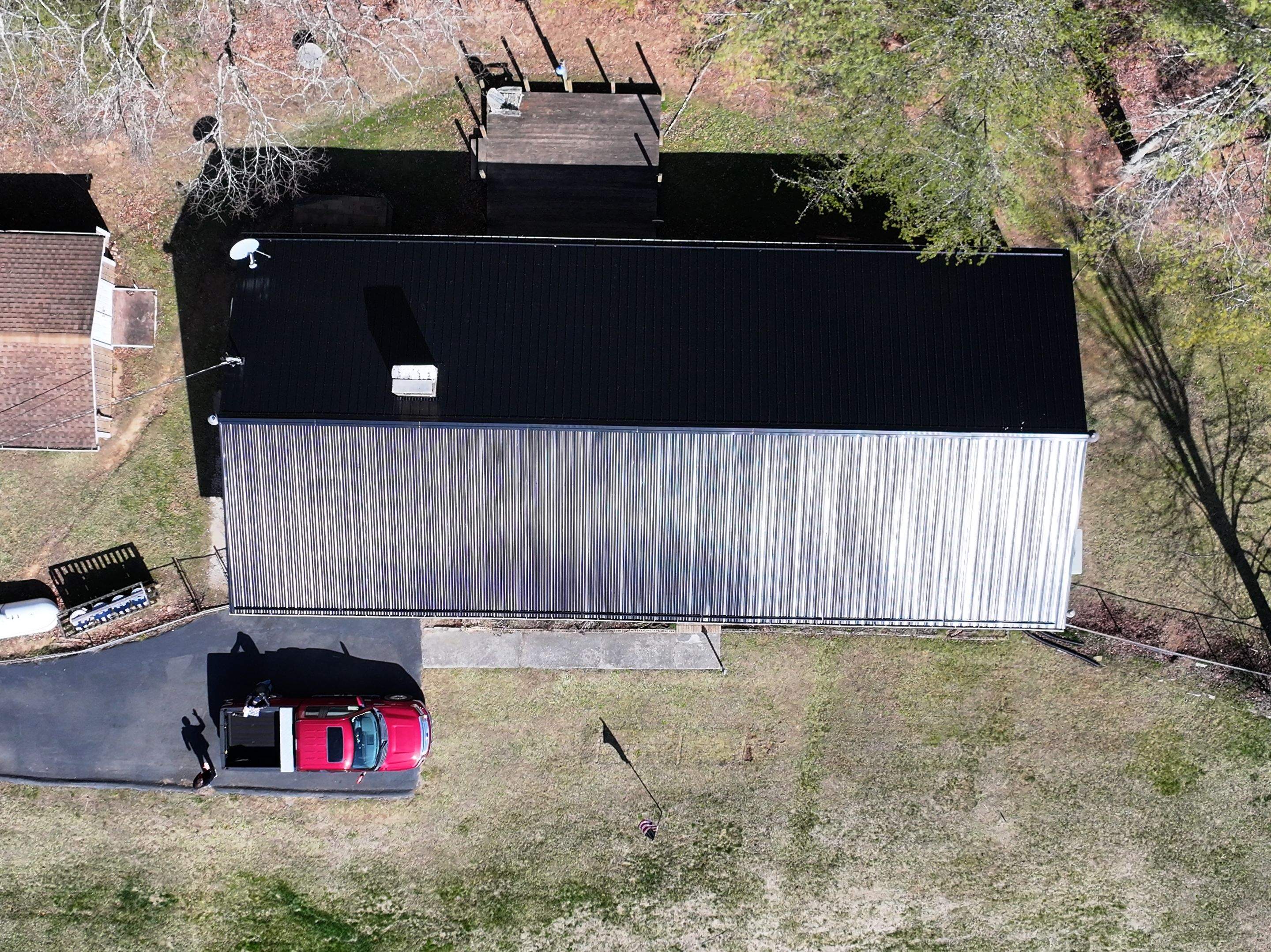 Cousins Residence by Omnia Roofing